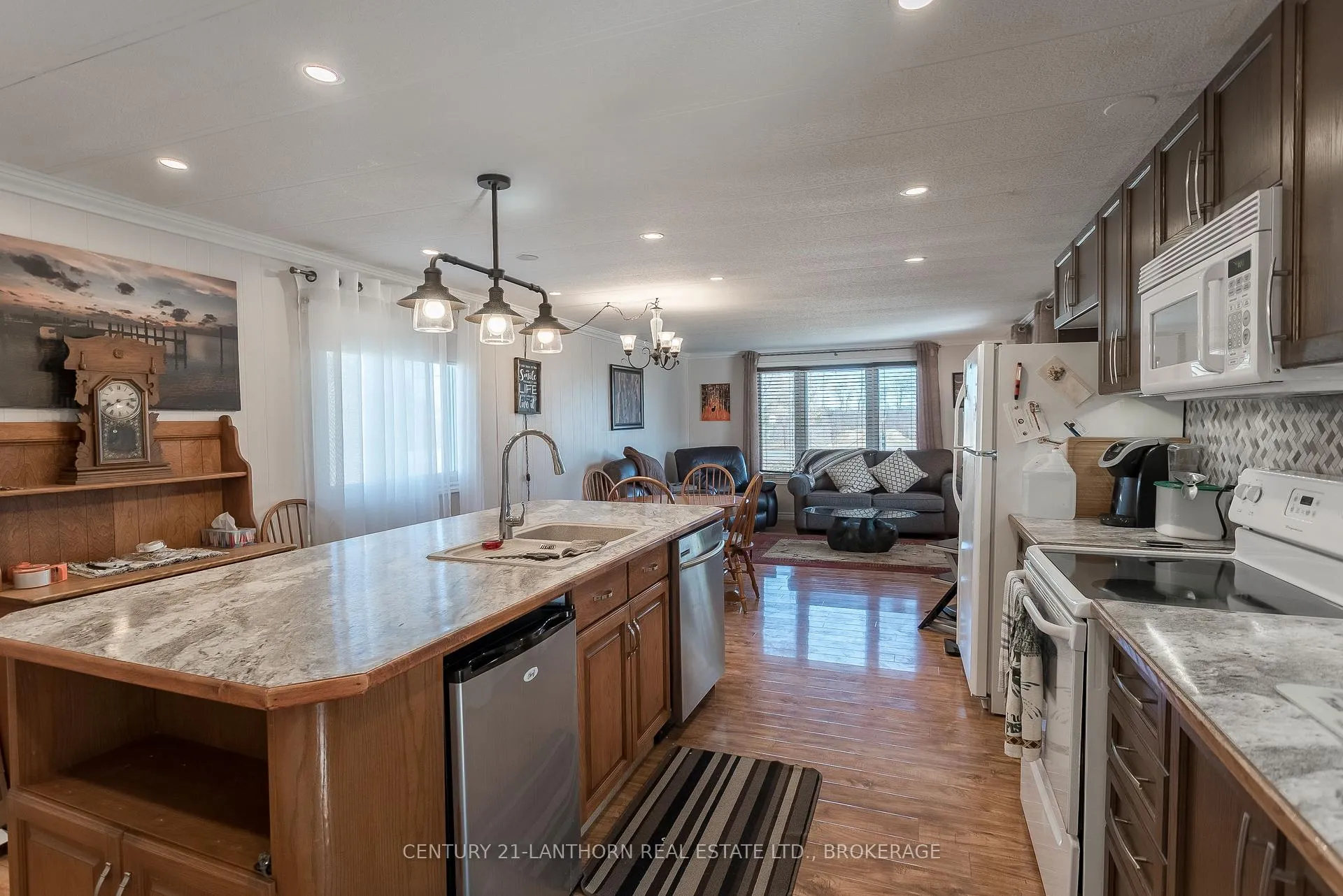 Photo 4 of 4417 Front Street, Frontenac, Frontenac South — HOMEH