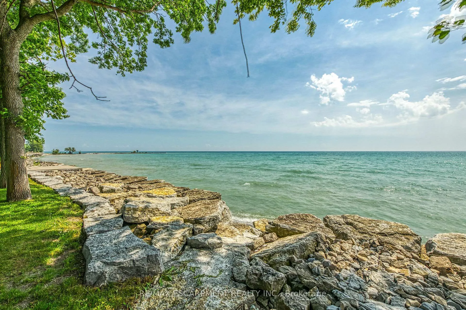 Photo 2 of 17 Bates Lane, Haldimand, Dunnville — HOMEH