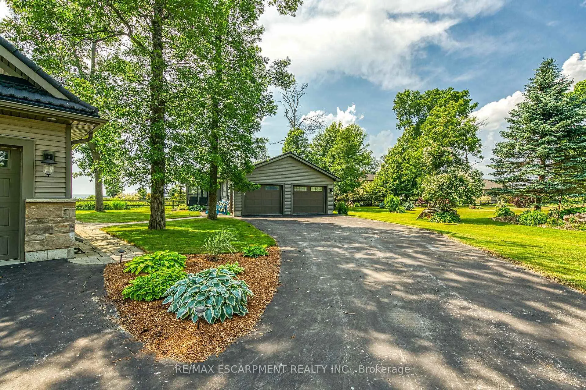 Photo 6 of 17 Bates Lane, Haldimand, Dunnville — HOMEH