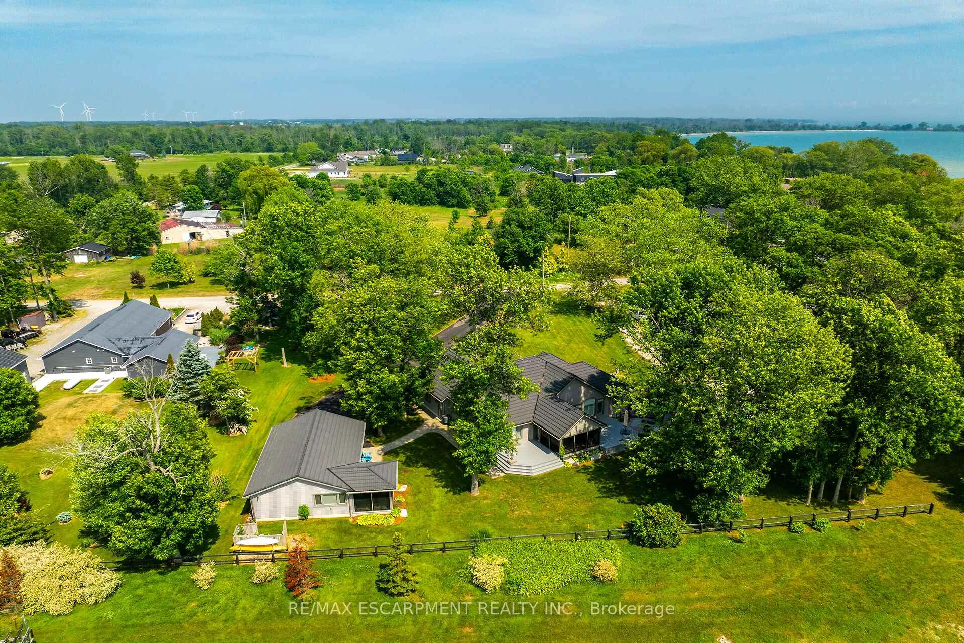 Photo 48 of 17 Bates Lane, Haldimand, Dunnville — HOMEH