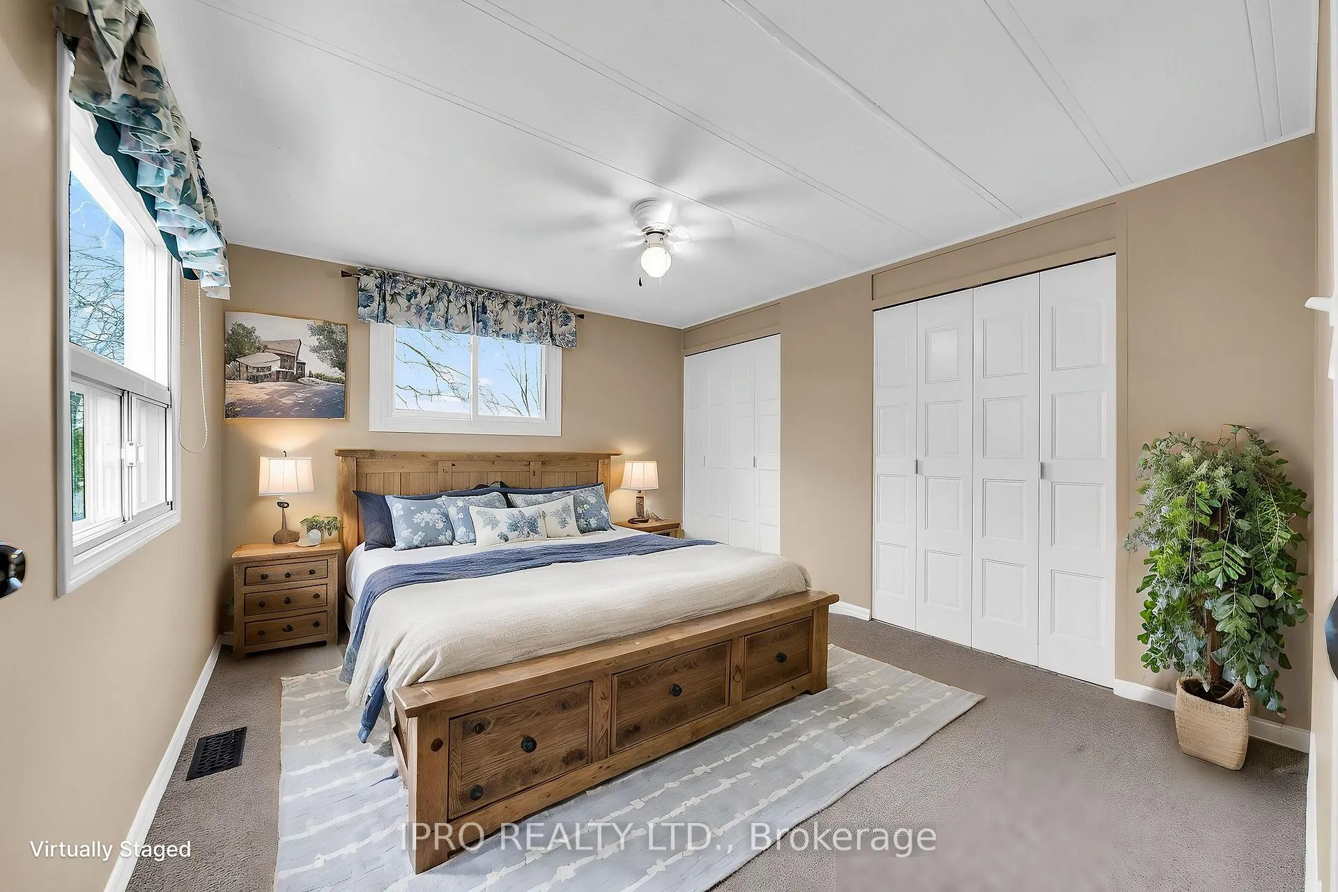 Photo 19 of 137 Maple Crescent, Hamilton, Rural Flamborough — HOMEH