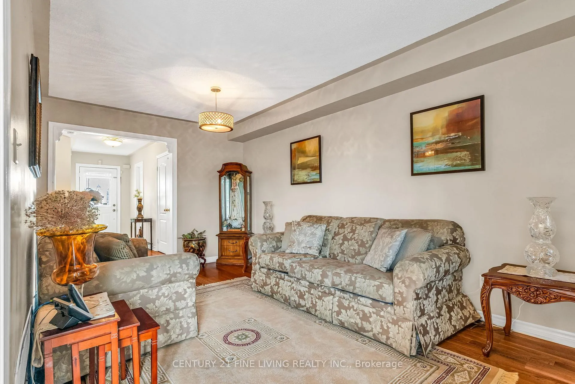 Photo 9 of 8 Jolley Court, Caledon, Bolton East — HOMEH