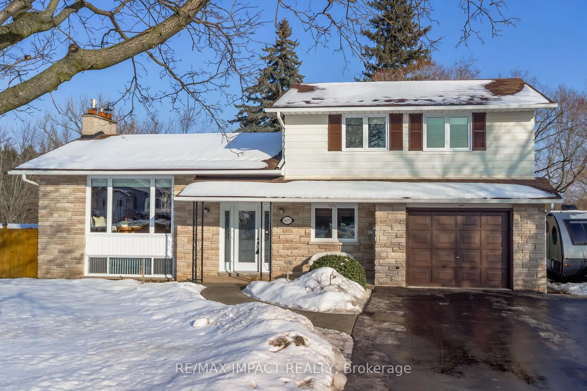 Photo 2 of 5675 Main Street, Clarington, Orono — HOMEH