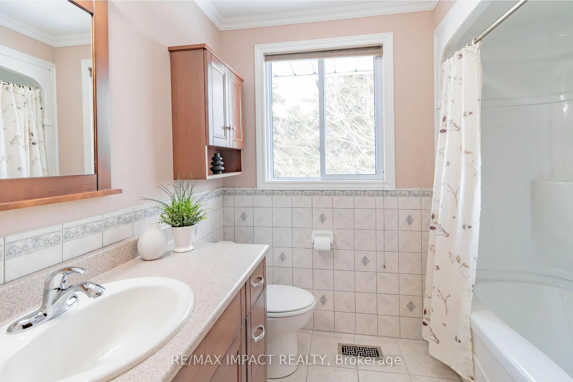 Photo 17 of 5675 Main Street, Clarington, Orono — HOMEH