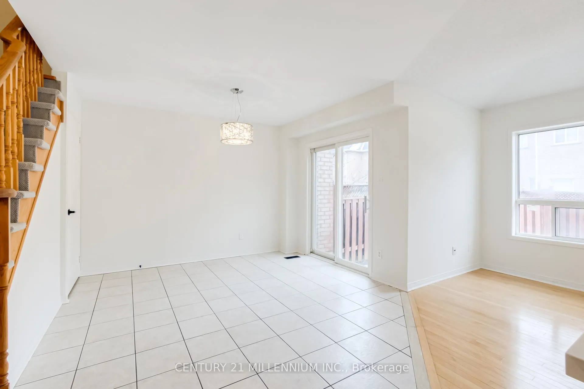 Photo 14 of 118 Timberwolf Crescent, Vaughan, Vellore Village — HOMEH