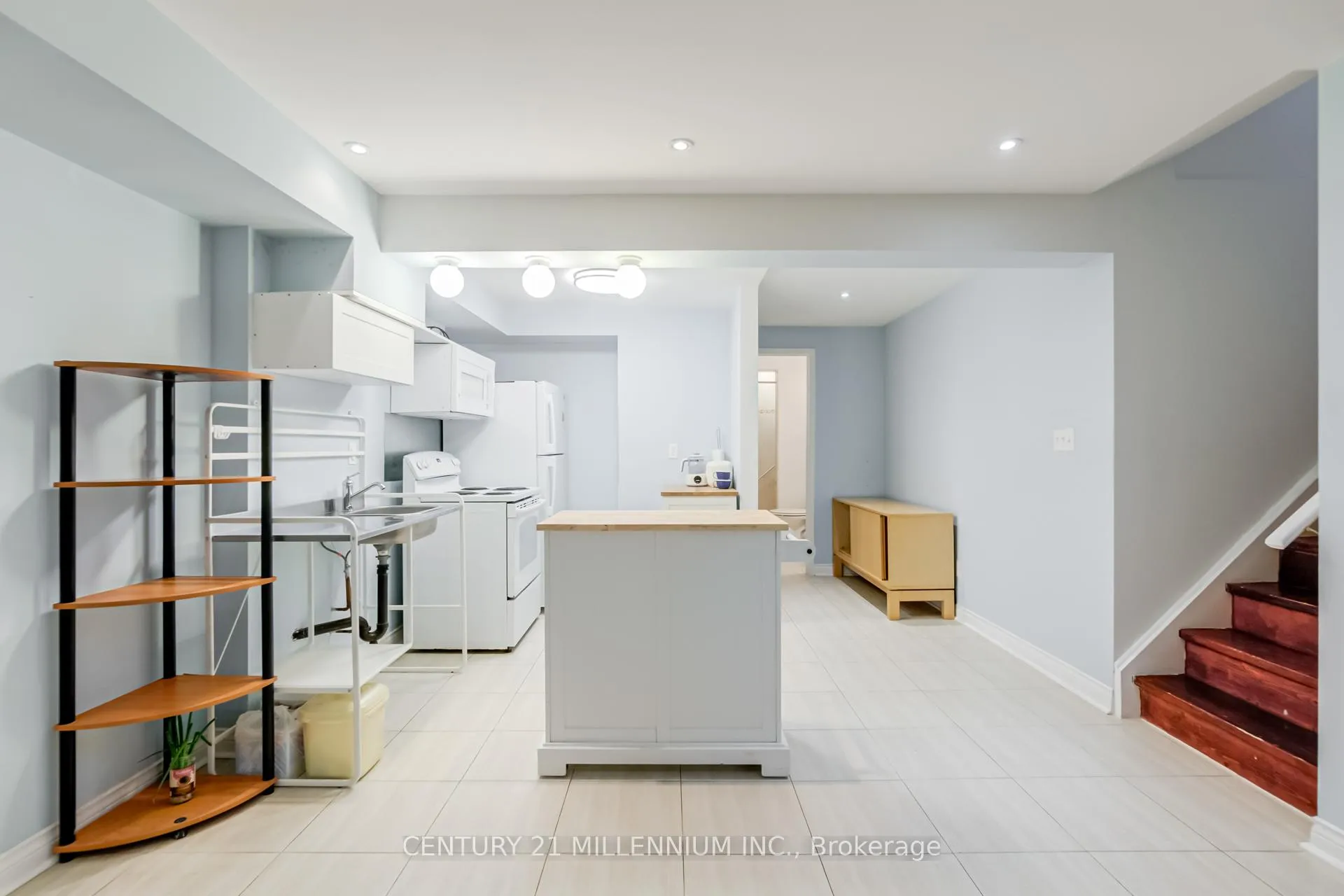Photo 36 of 118 Timberwolf Crescent, Vaughan, Vellore Village — HOMEH