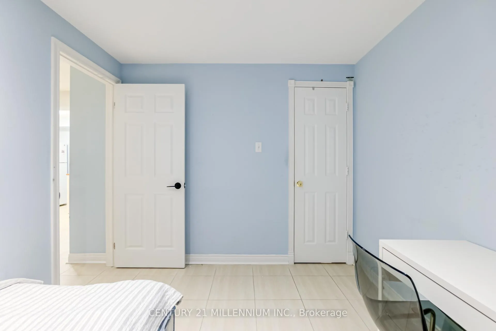 Photo 40 of 118 Timberwolf Crescent, Vaughan, Vellore Village — HOMEH