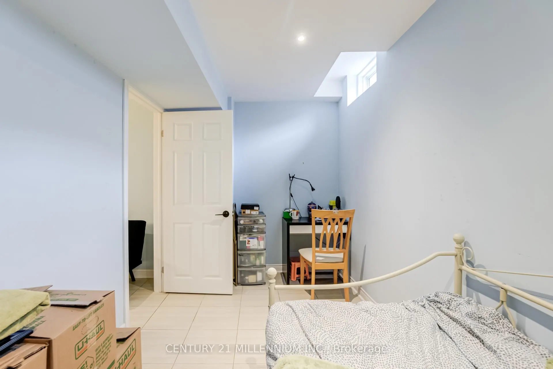 Photo 41 of 118 Timberwolf Crescent, Vaughan, Vellore Village — HOMEH