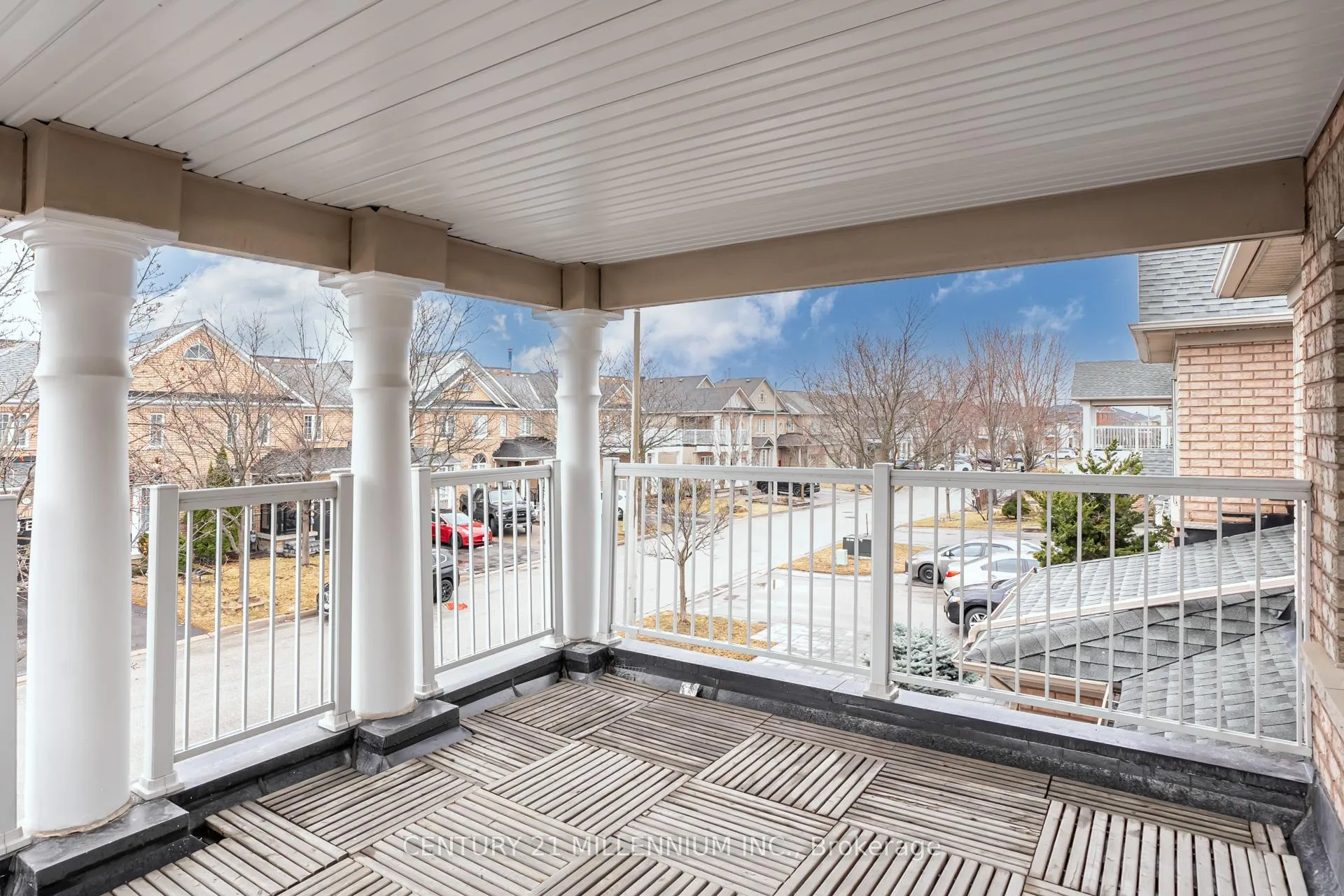 Photo 44 of 118 Timberwolf Crescent, Vaughan, Vellore Village — HOMEH