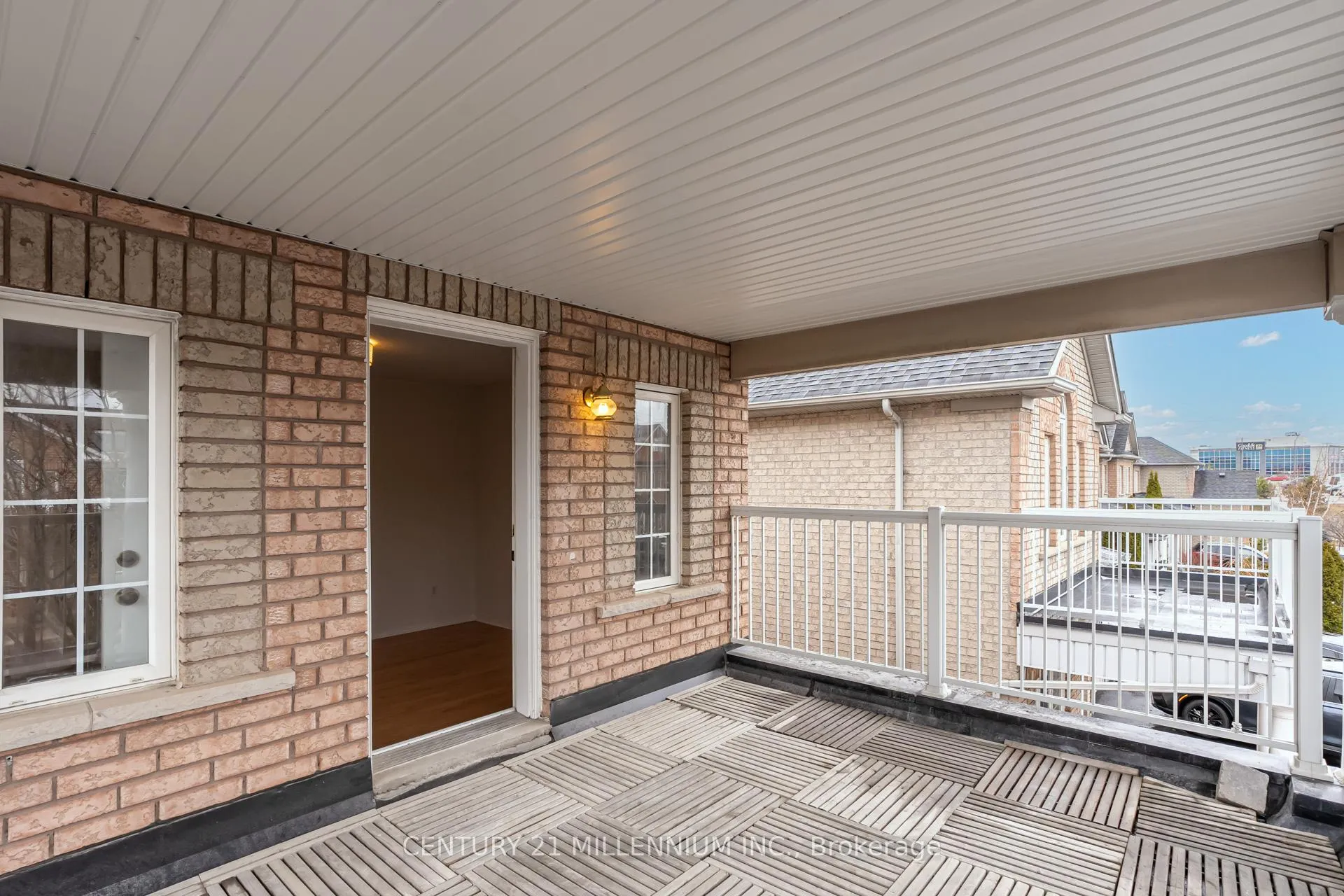 Photo 45 of 118 Timberwolf Crescent, Vaughan, Vellore Village — HOMEH