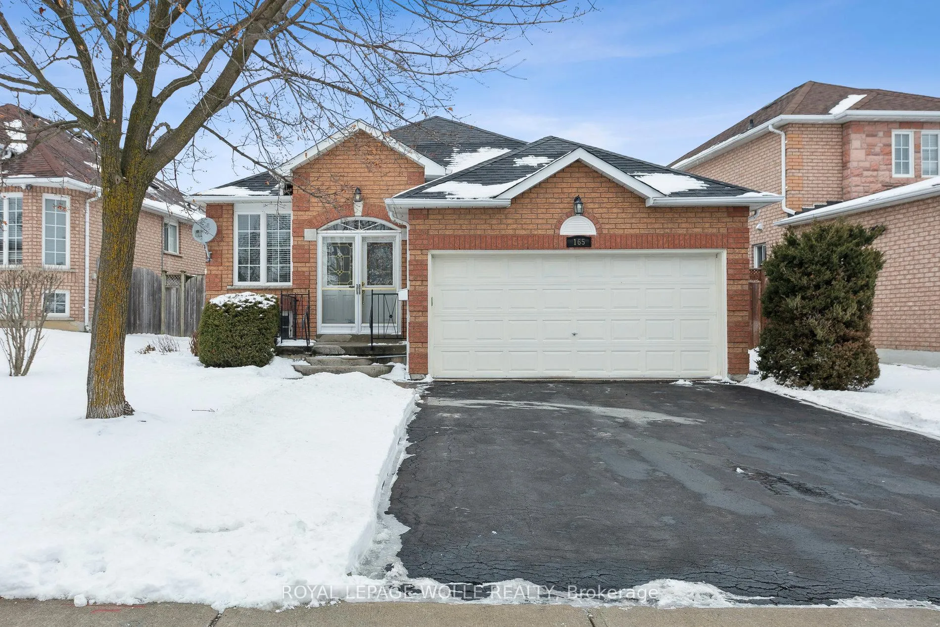 Photo 1 of 165 Cresthaven Road, Brampton, Snelgrove — HOMEH