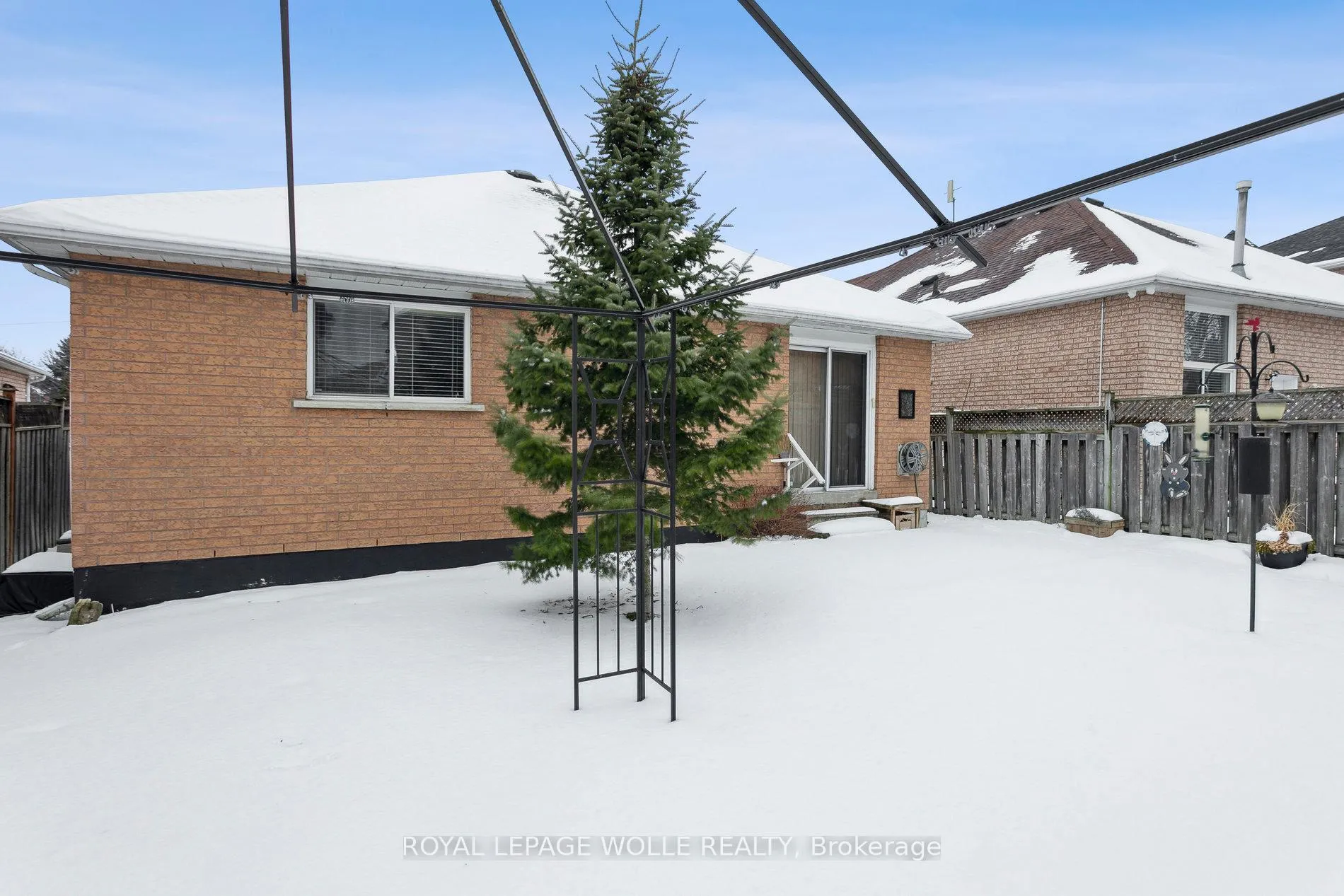 Photo 30 of 165 Cresthaven Road, Brampton, Snelgrove — HOMEH