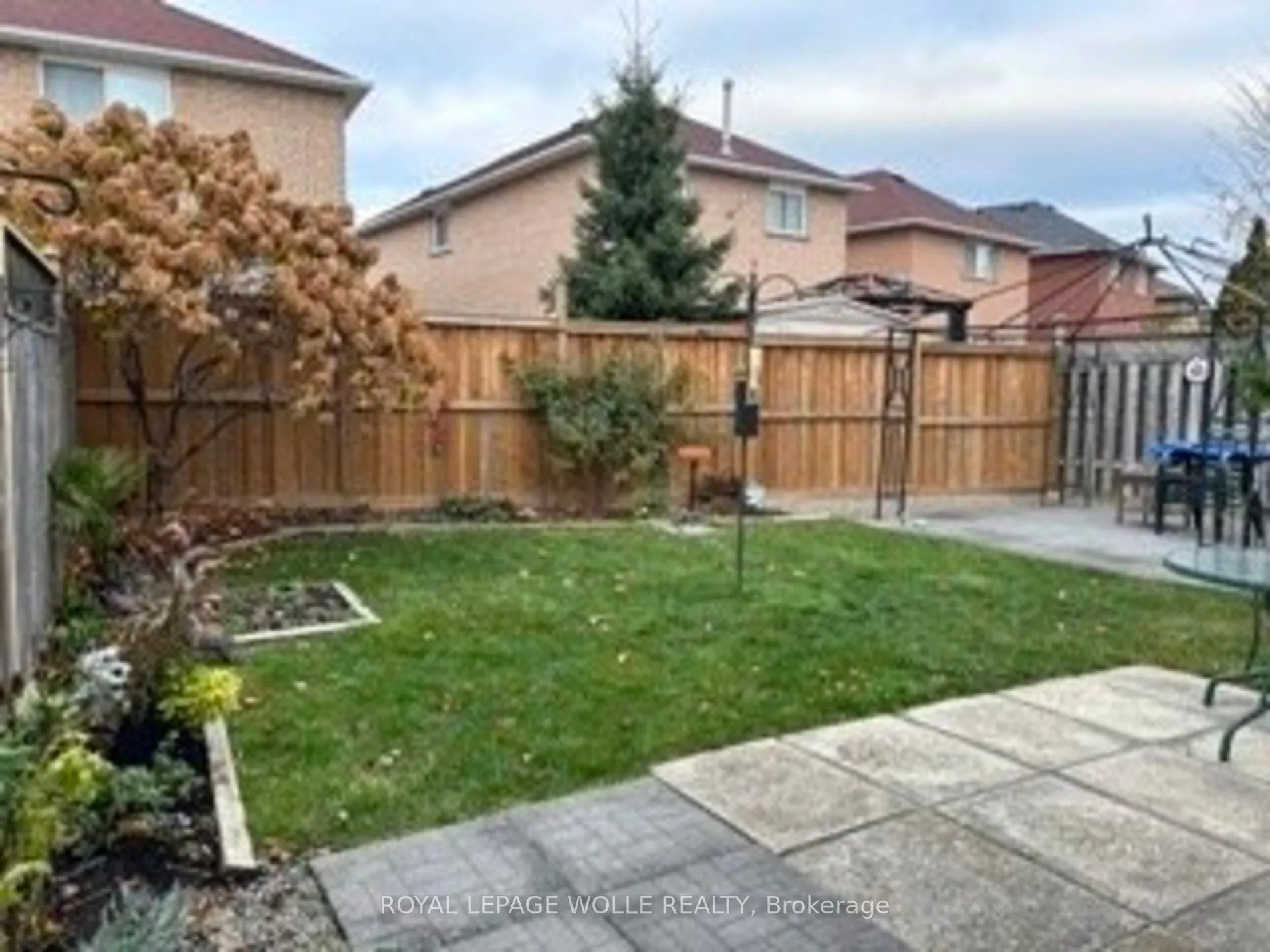 Photo 31 of 165 Cresthaven Road, Brampton, Snelgrove — HOMEH