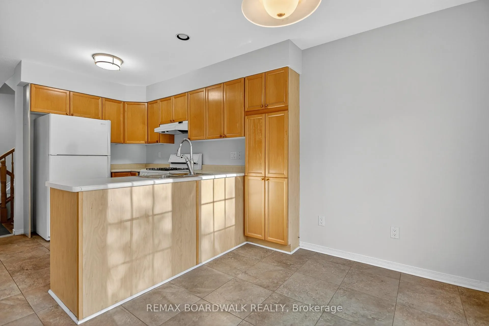 Photo 11 of 85 Alon Street, Ottawa, Stittsville (North) — HOMEH