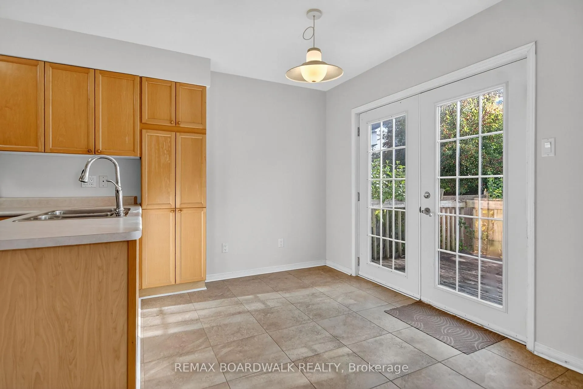 Photo 12 of 85 Alon Street, Ottawa, Stittsville (North) — HOMEH