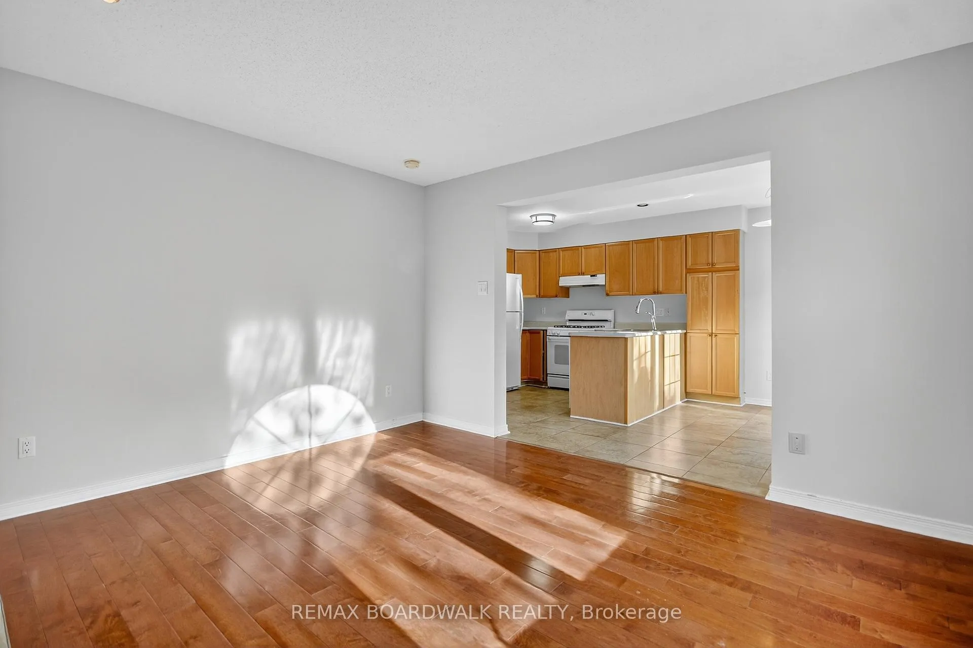 Photo 15 of 85 Alon Street, Ottawa, Stittsville (North) — HOMEH