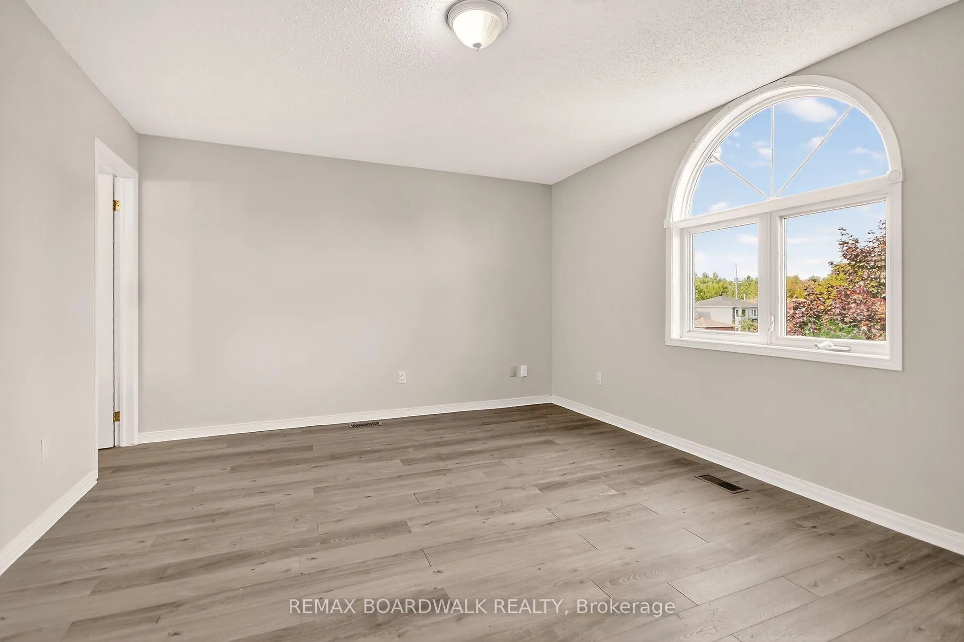 Photo 18 of 85 Alon Street, Ottawa, Stittsville (North) — HOMEH