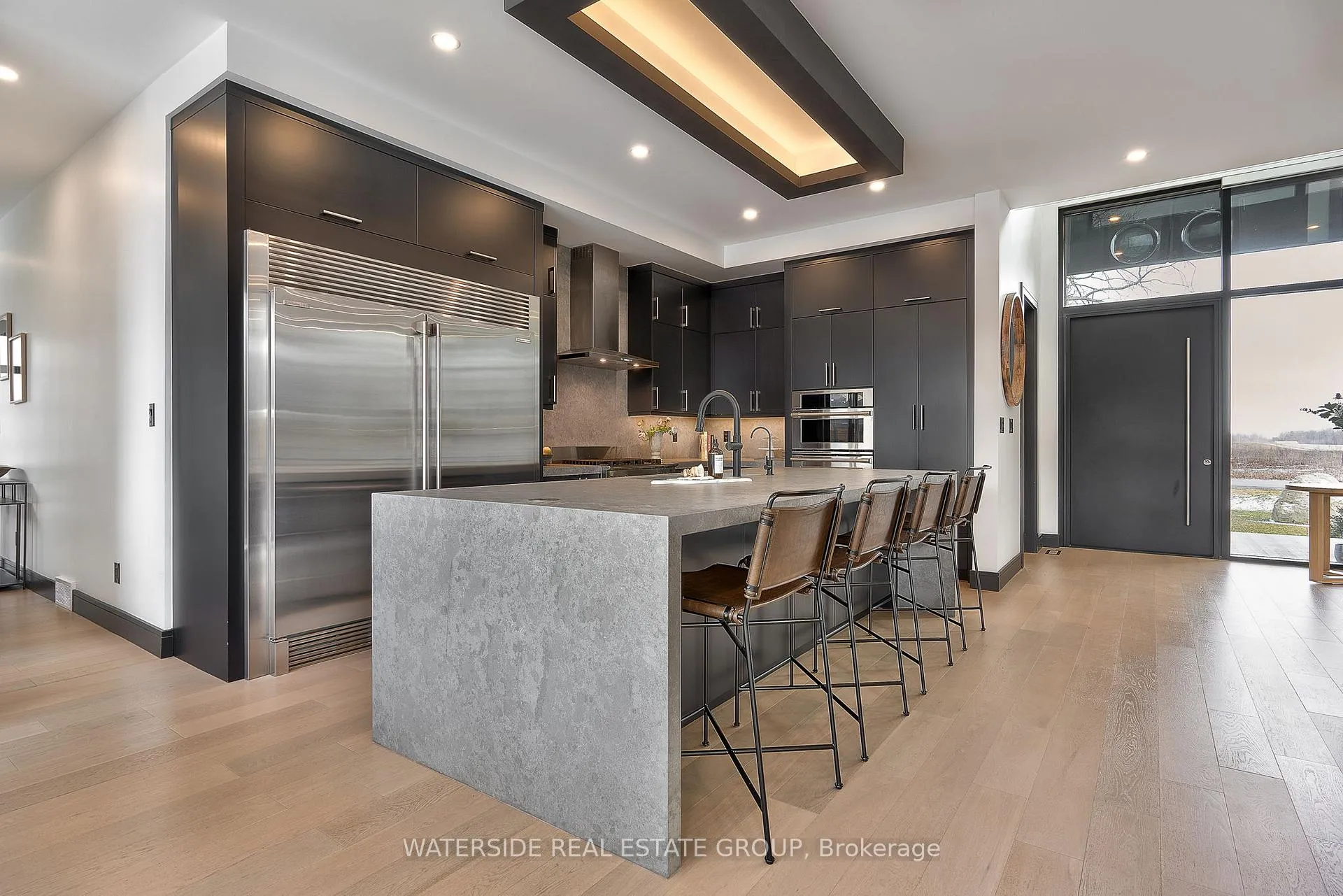 Photo 7 of 381 Concession 7 Road E, Hamilton, Waterdown — HOMEH