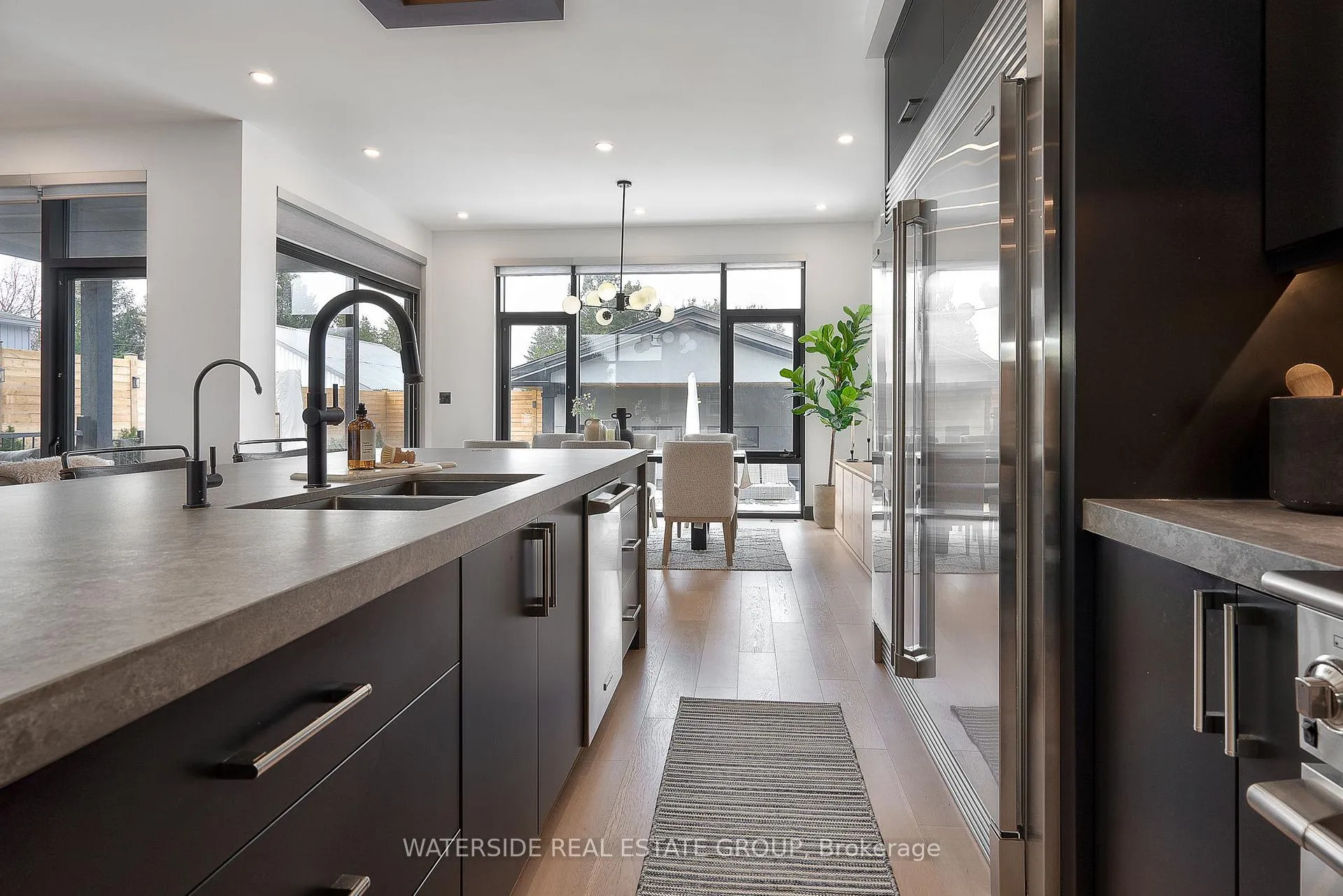 Photo 8 of 381 Concession 7 Road E, Hamilton, Waterdown — HOMEH
