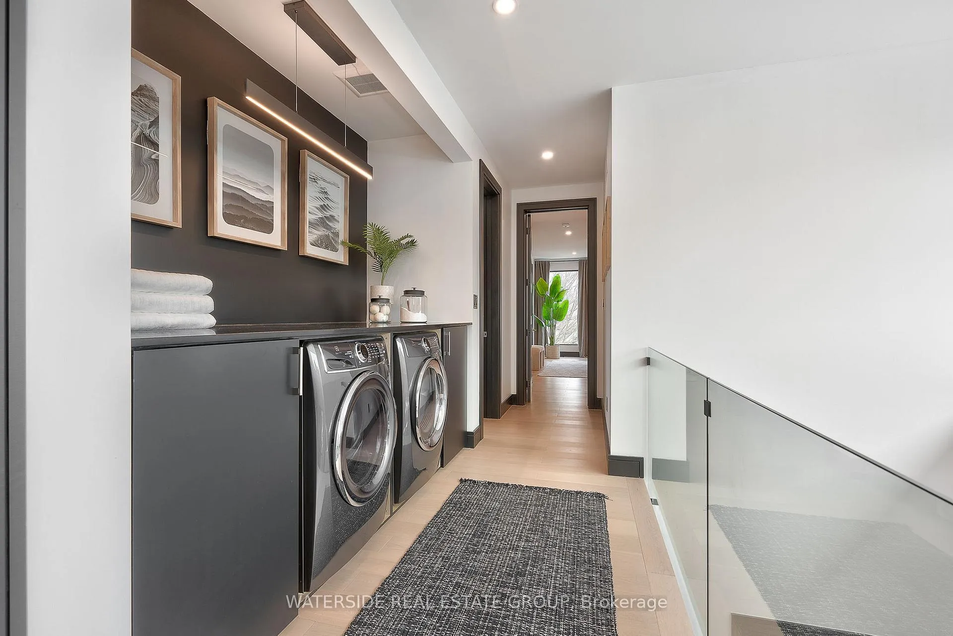 Photo 17 of 381 Concession 7 Road E, Hamilton, Waterdown — HOMEH