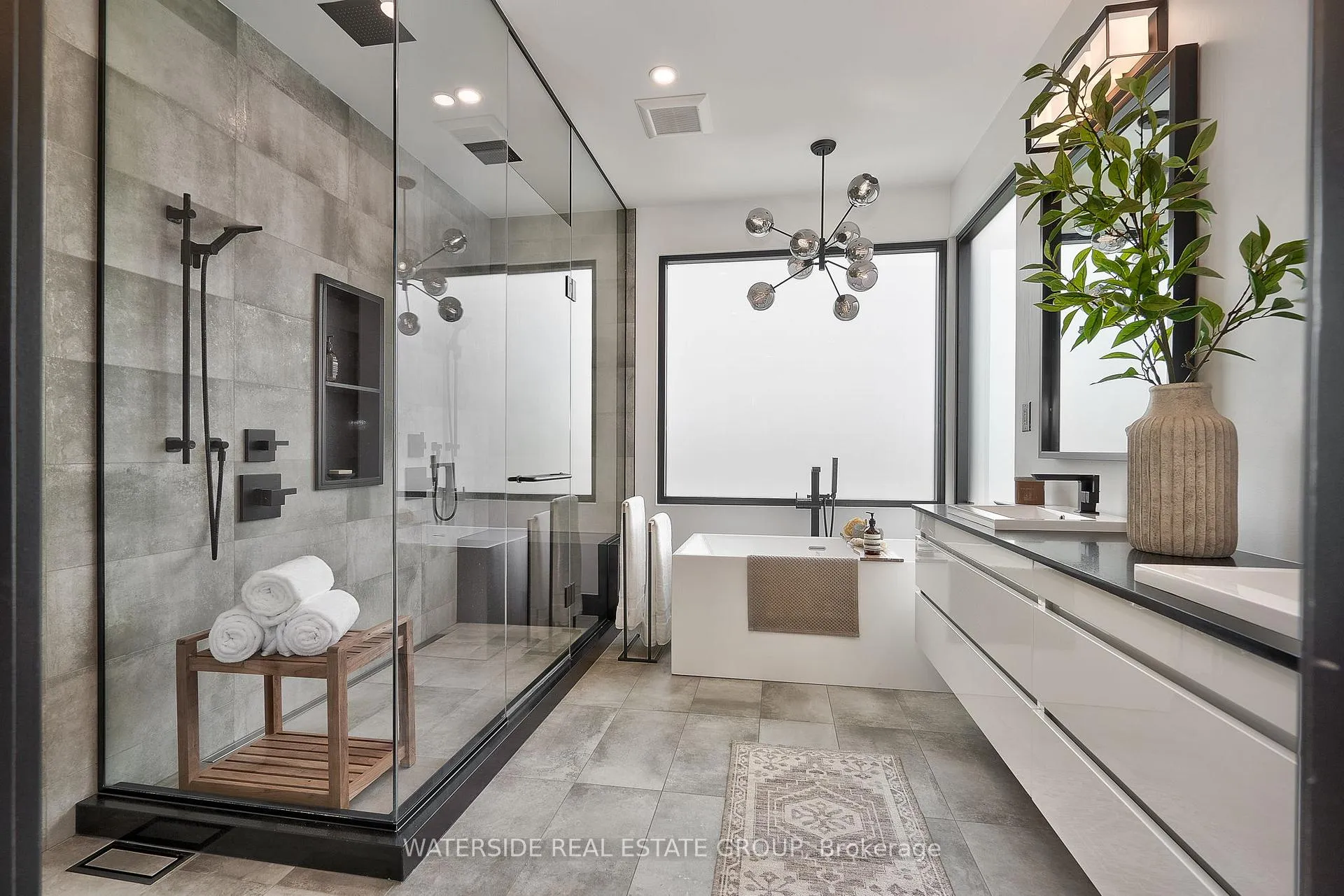 Photo 21 of 381 Concession 7 Road E, Hamilton, Waterdown — HOMEH