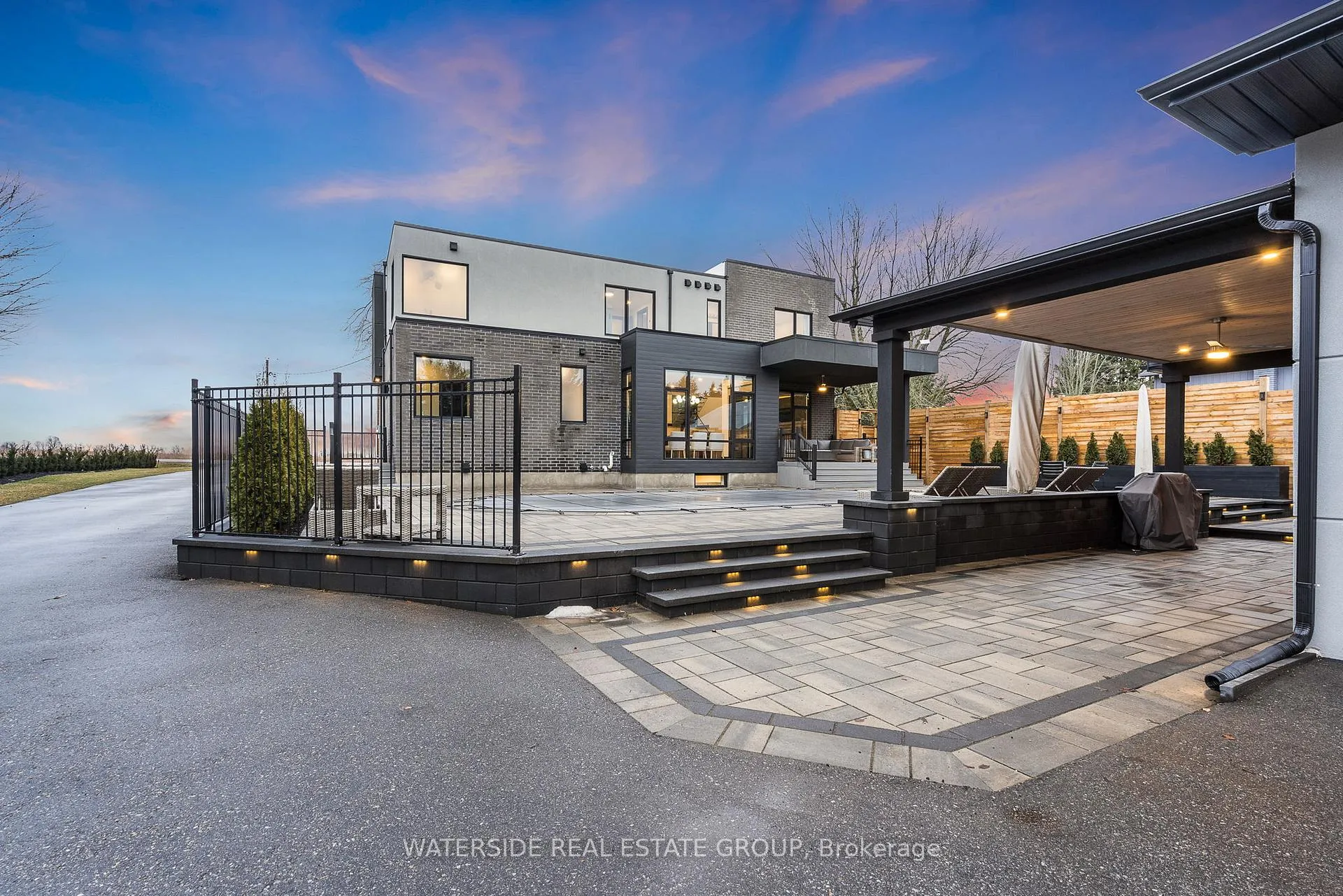 Photo 35 of 381 Concession 7 Road E, Hamilton, Waterdown — HOMEH