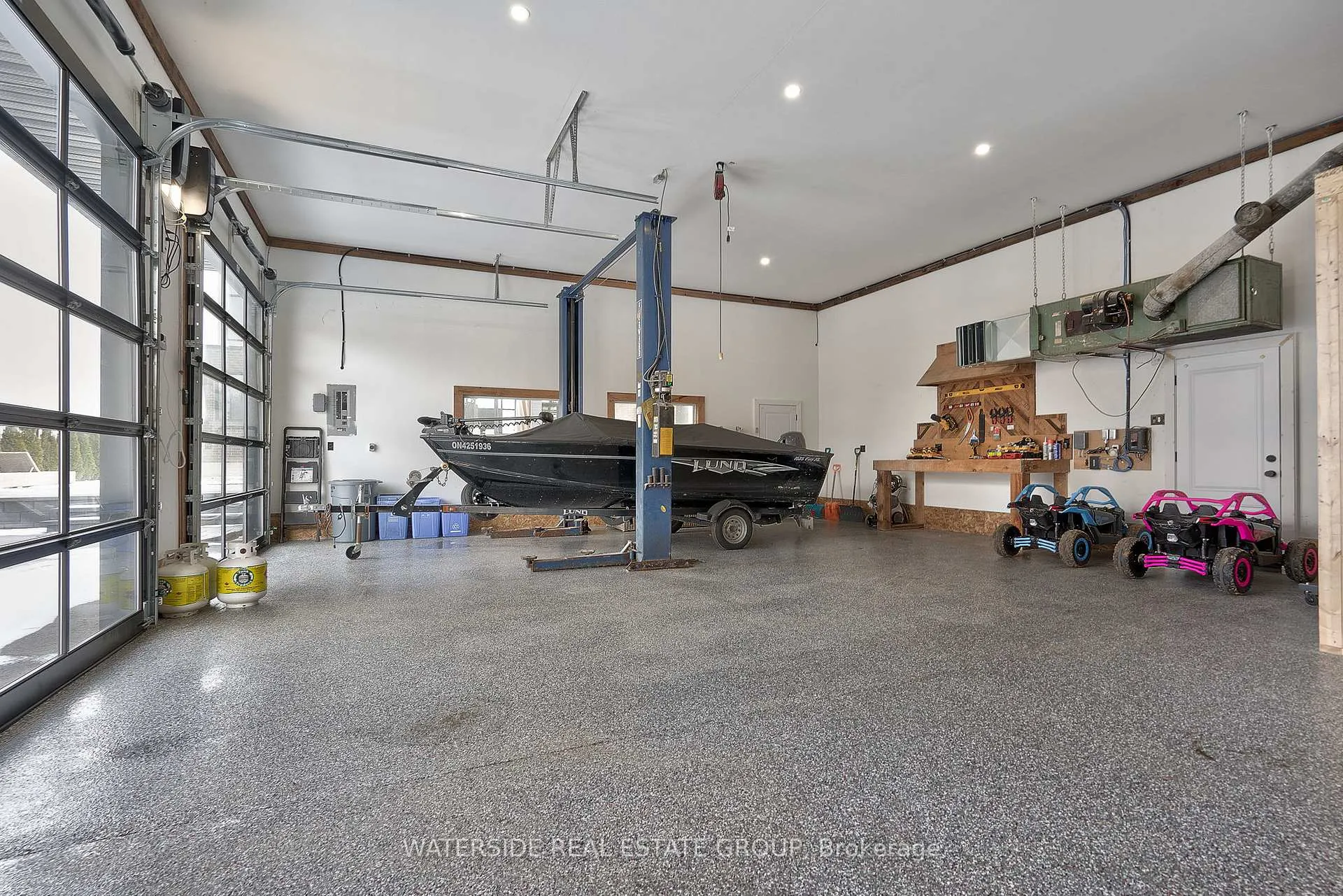 Photo 38 of 381 Concession 7 Road E, Hamilton, Waterdown — HOMEH
