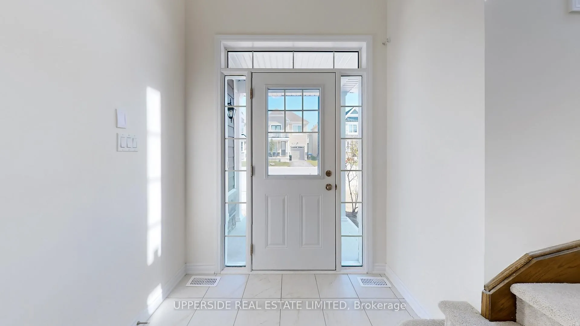 Photo 11 of 29 Abby Drive, Wasaga Beach — HOMEH