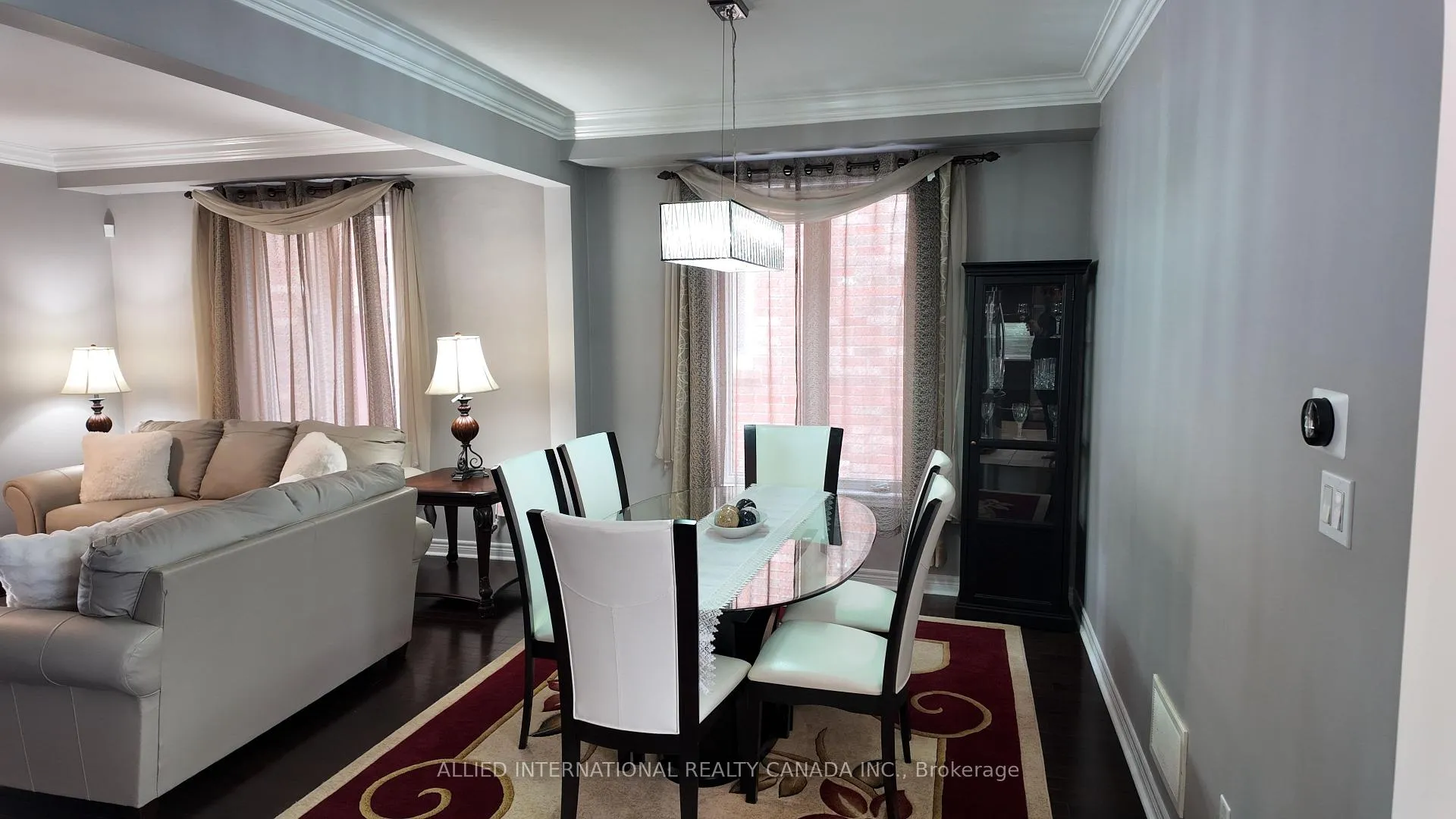 Photo 3 of 110 Apple Valley Way, Brampton, Bram East — HOMEH