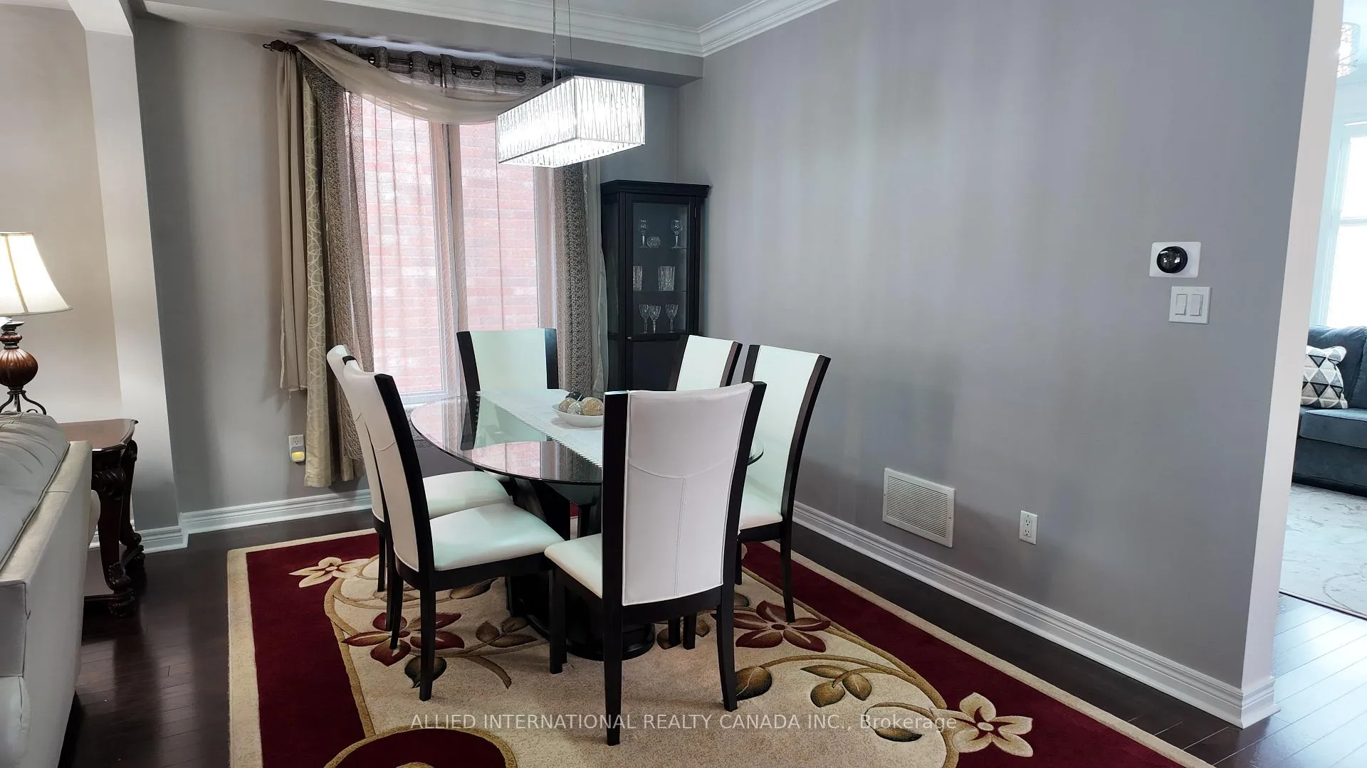 Photo 5 of 110 Apple Valley Way, Brampton, Bram East — HOMEH