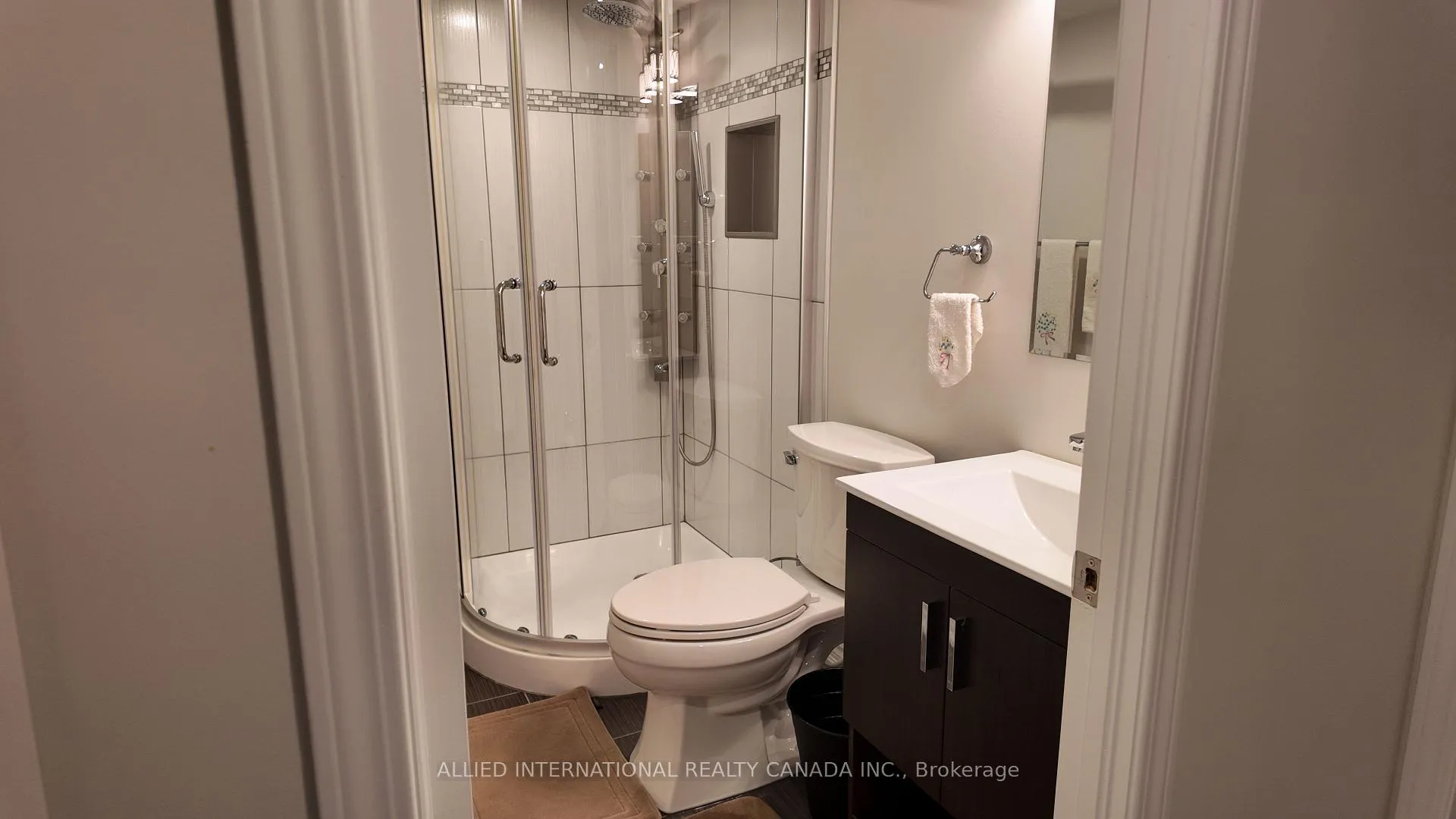 Photo 35 of 110 Apple Valley Way, Brampton, Bram East — HOMEH