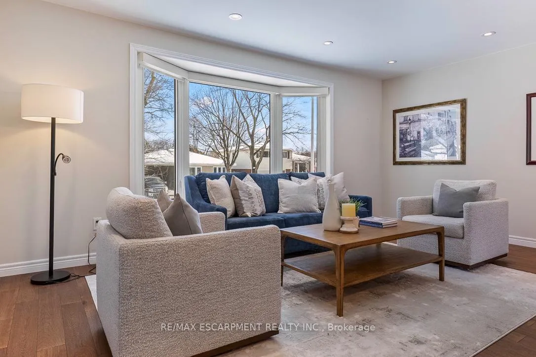Photo 5 of 720 Mullin Way, Burlington, Appleby — HOMEH