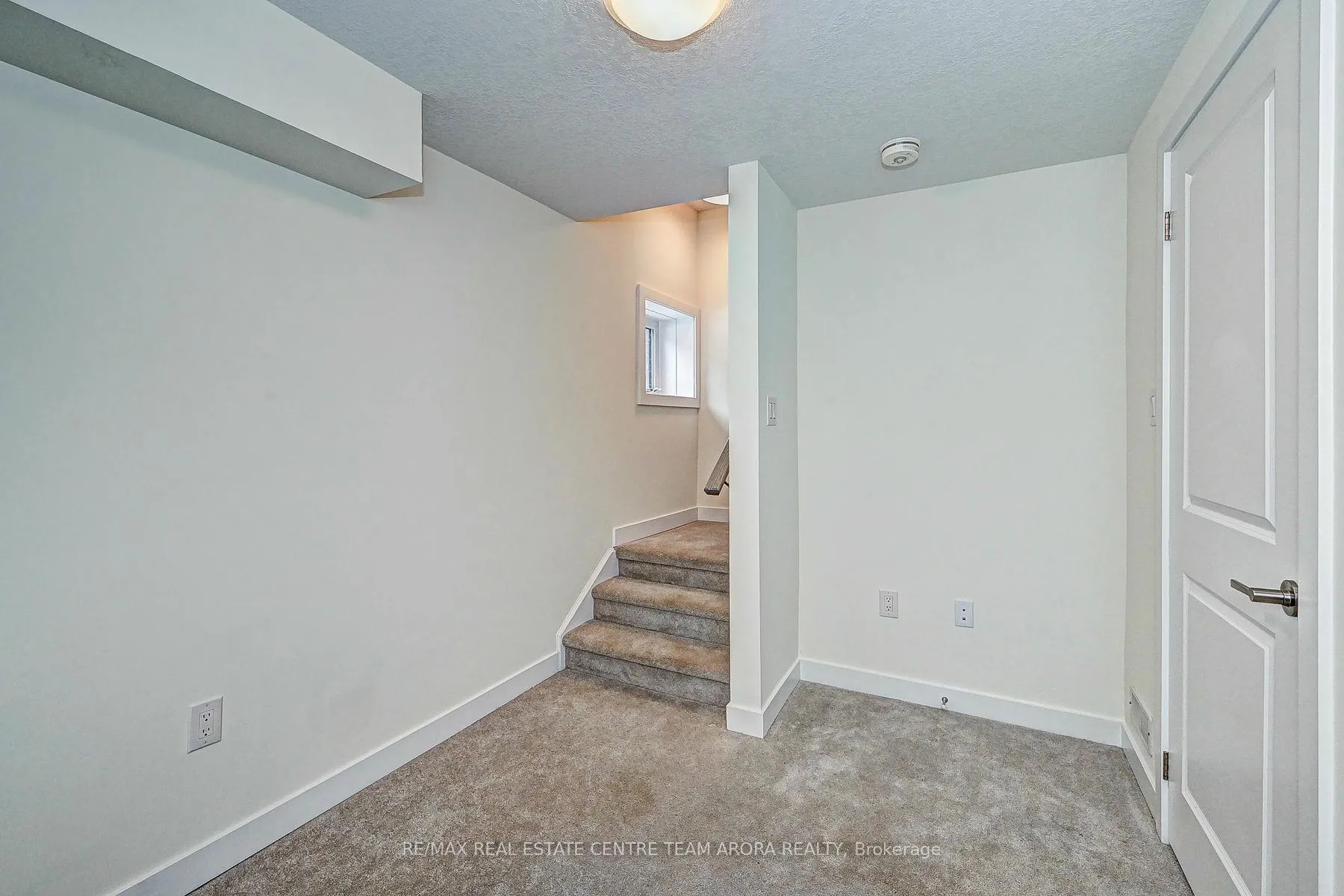 Photo 31 of Unit 11, 10 Birmingham Drive, Cambridge — HOMEH