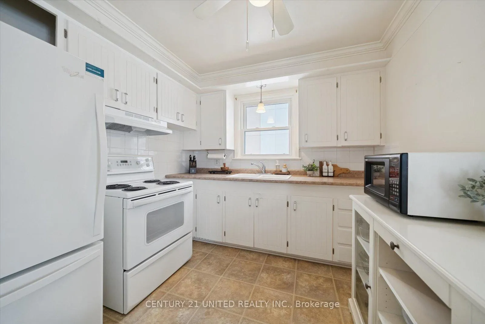 Photo 11 of 420 Mckellar Street, Peterborough, Otonabee Ward 1 — HOMEH