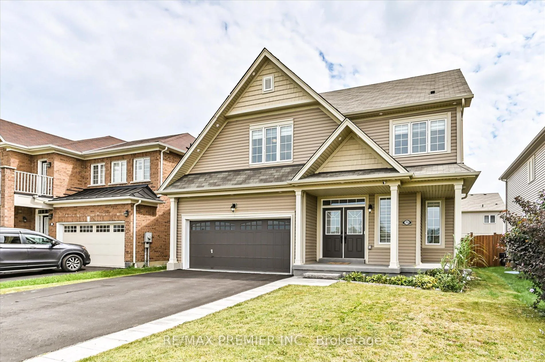 Photo 1 of 75 Cook Street, Hamilton, Binbrook — HOMEH