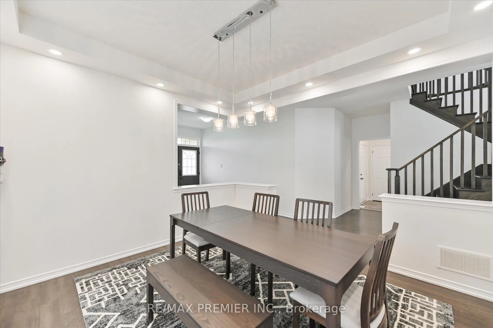 Photo 6 of 75 Cook Street, Hamilton, Binbrook — HOMEH