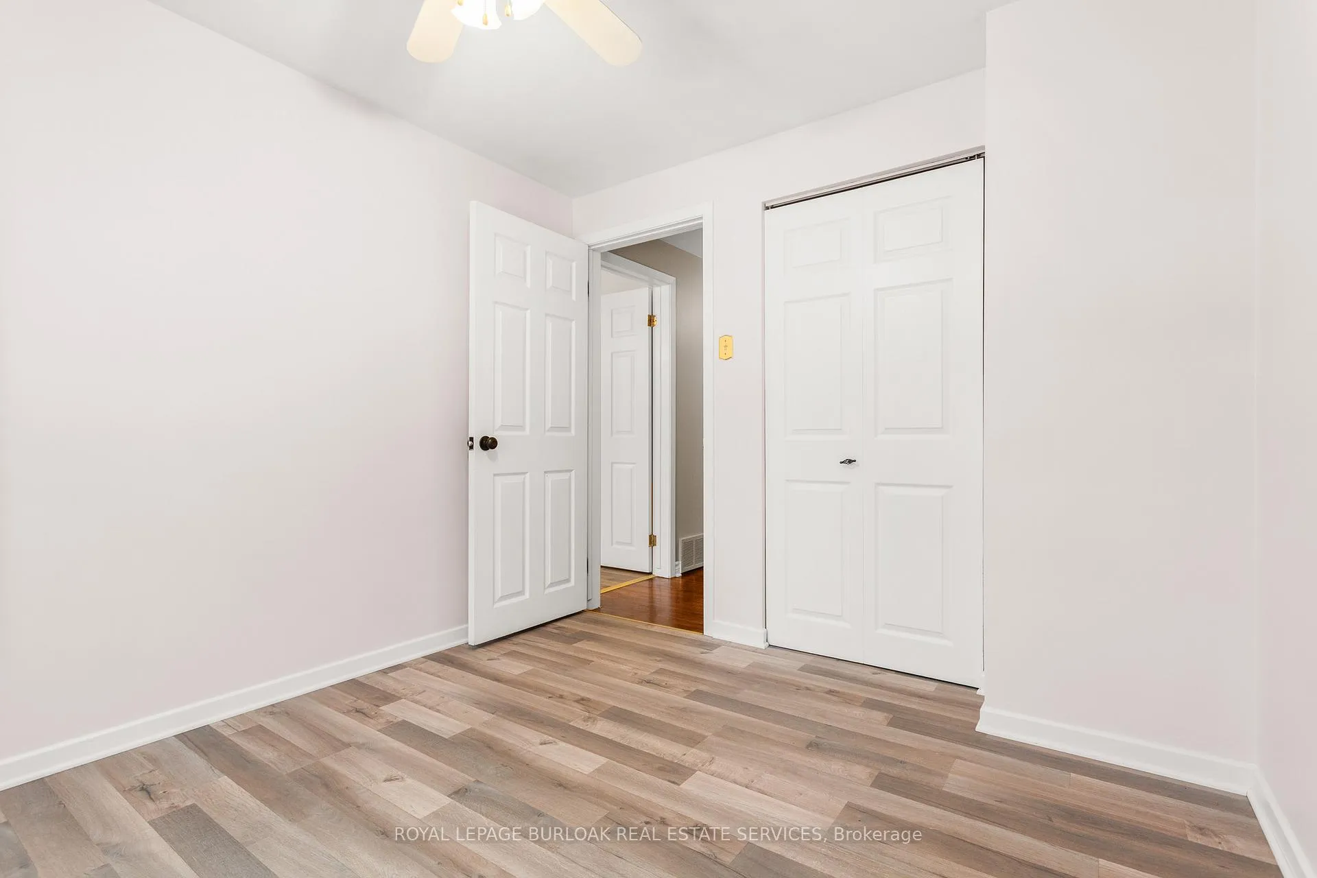 Photo 20 of 581 Braemore Road, Burlington, Roseland — HOMEH