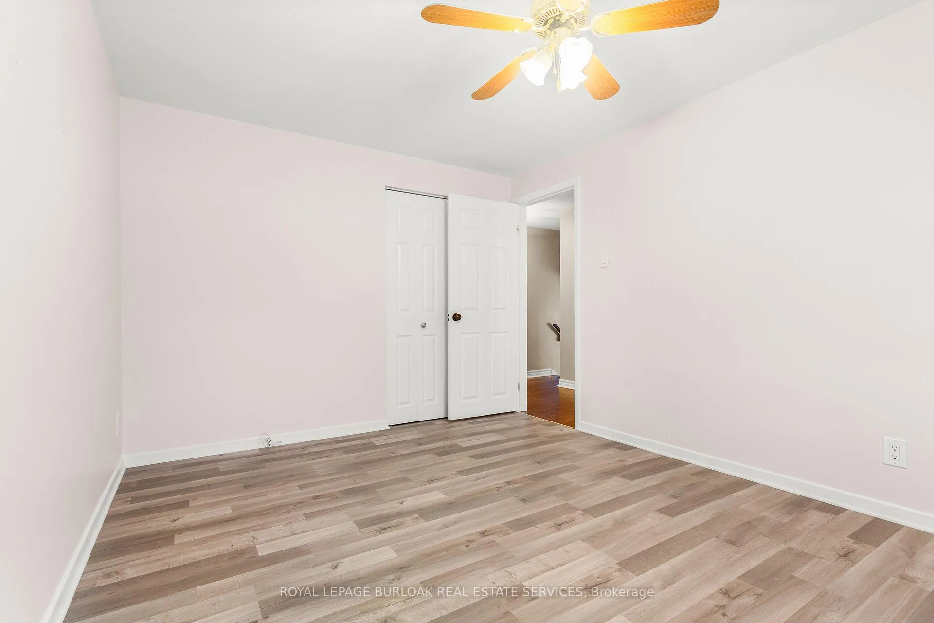 Photo 22 of 581 Braemore Road, Burlington, Roseland — HOMEH