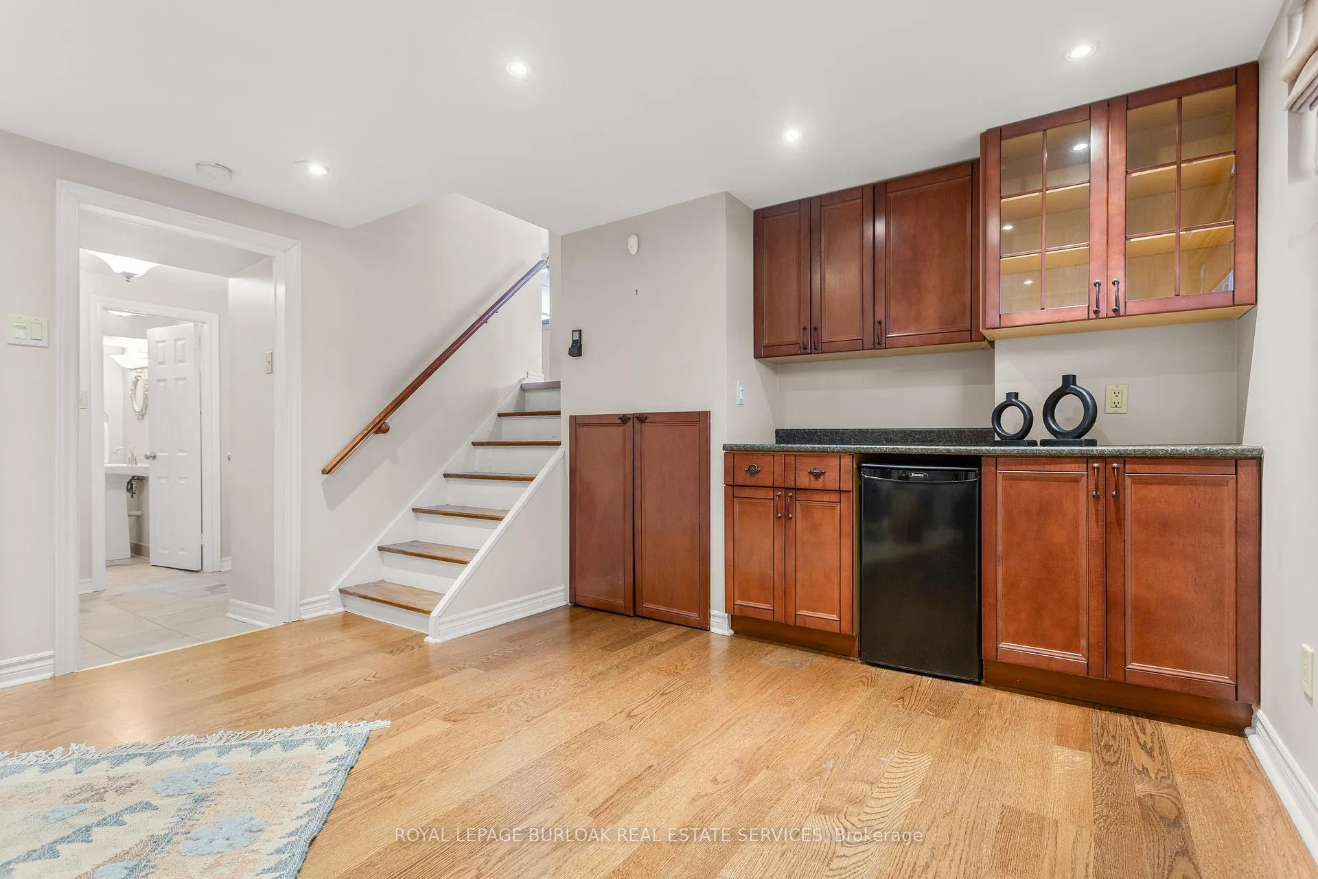 Photo 26 of 581 Braemore Road, Burlington, Roseland — HOMEH