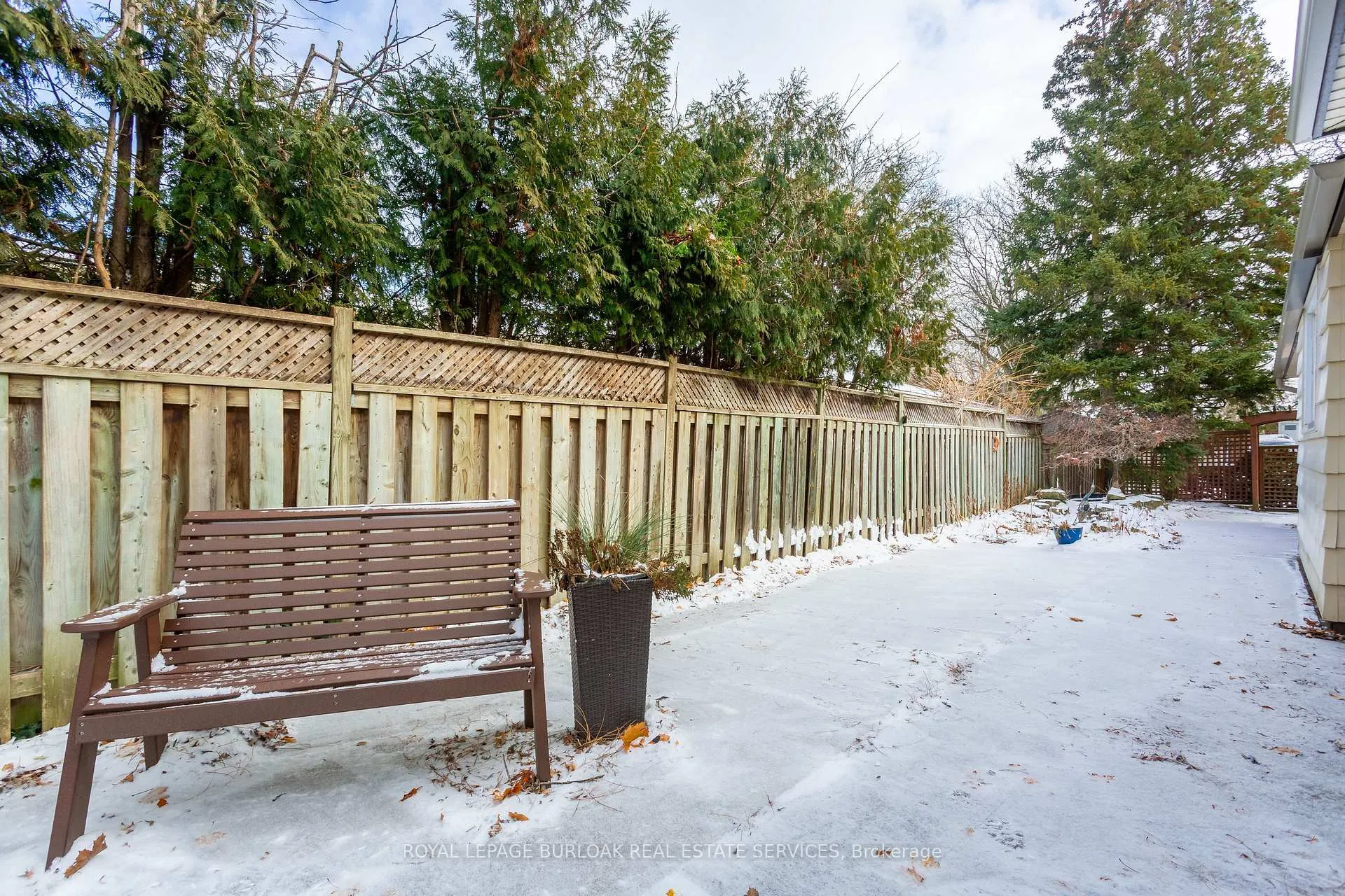 Photo 34 of 581 Braemore Road, Burlington, Roseland — HOMEH