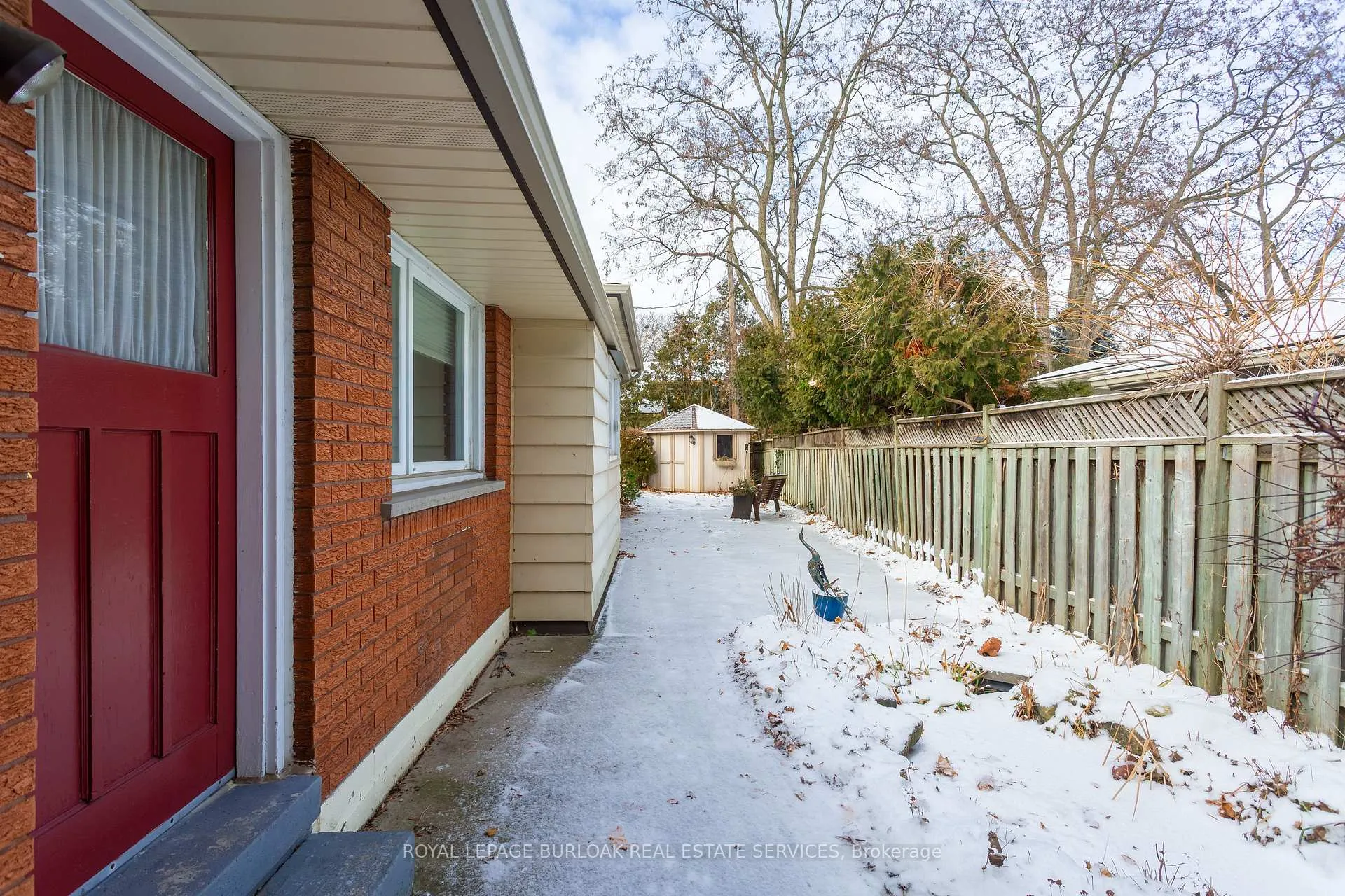 Photo 37 of 581 Braemore Road, Burlington, Roseland — HOMEH