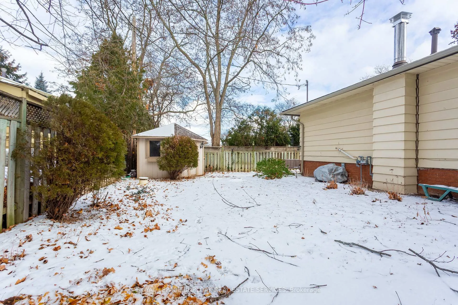 Photo 40 of 581 Braemore Road, Burlington, Roseland — HOMEH