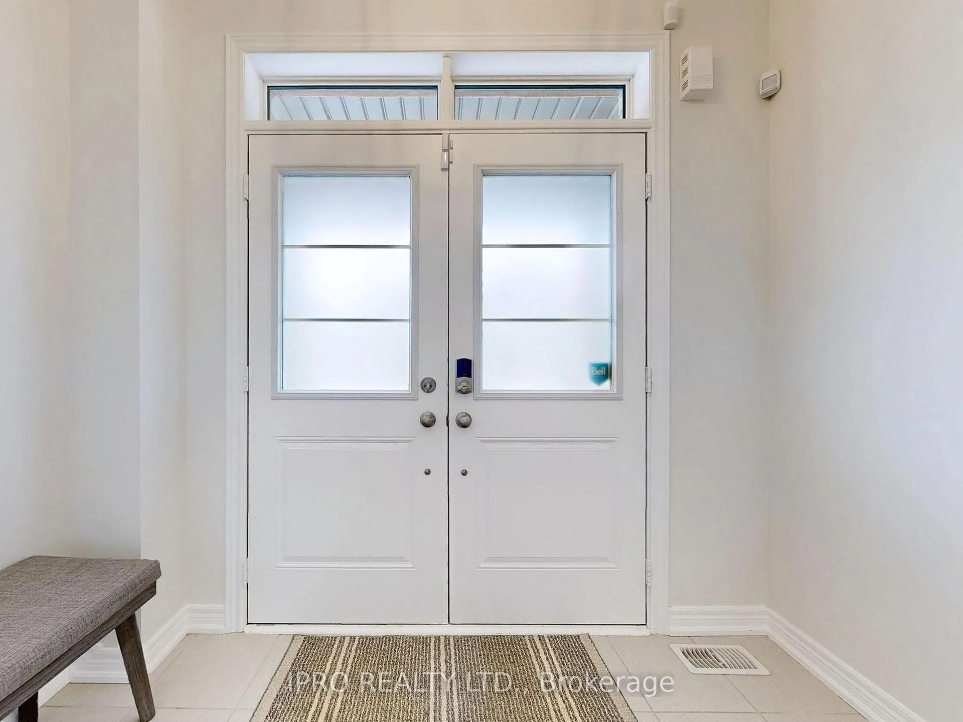 Photo 3 of 10 Adventura Road, Brampton, Northwest Brampton — HOMEH