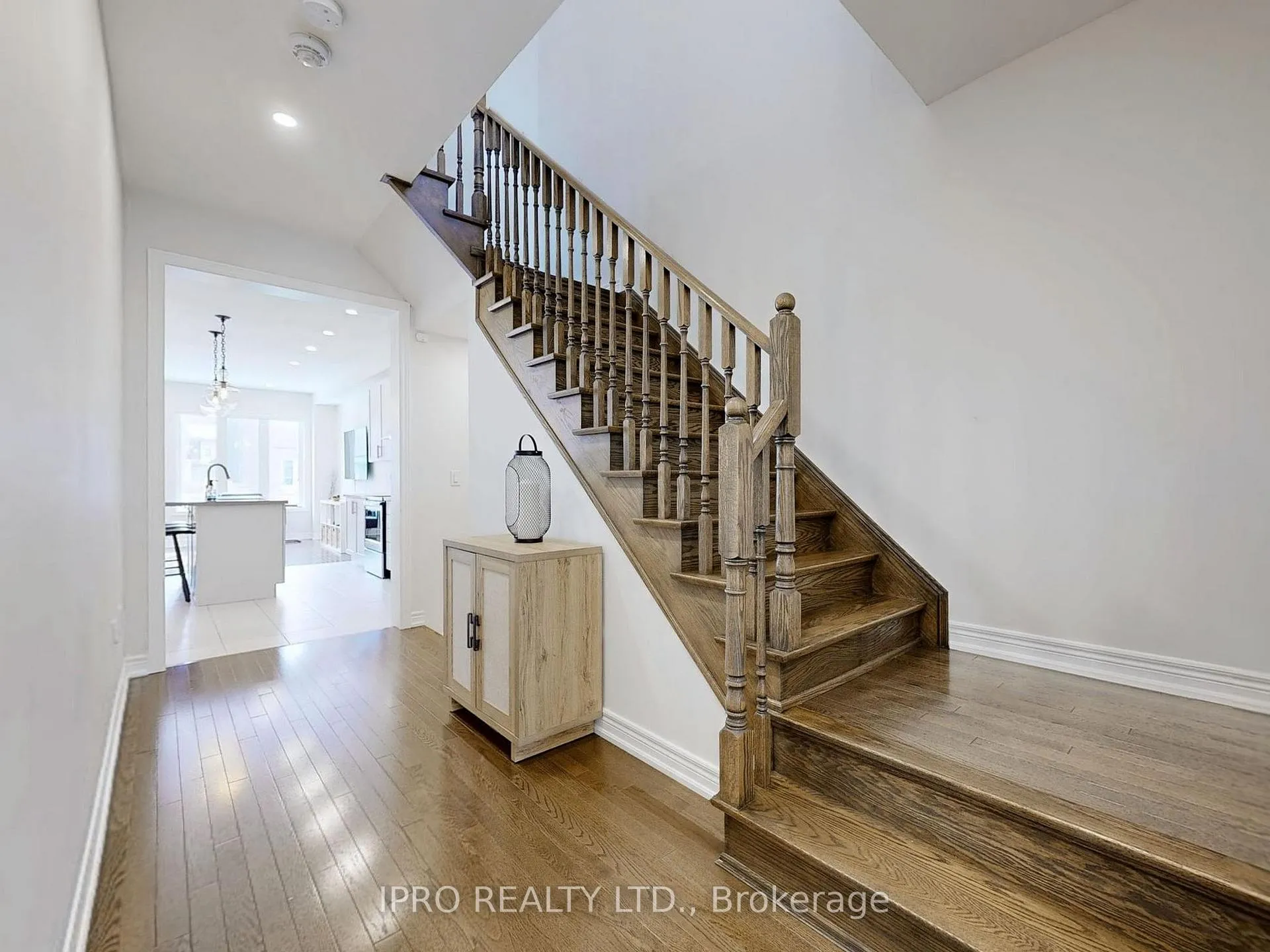 Photo 19 of 10 Adventura Road, Brampton, Northwest Brampton — HOMEH
