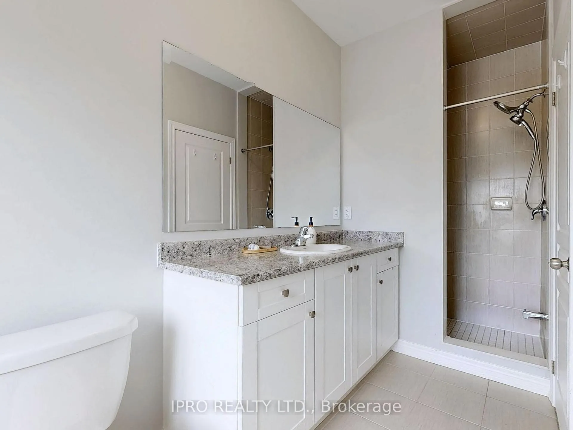 Photo 25 of 10 Adventura Road, Brampton, Northwest Brampton — HOMEH