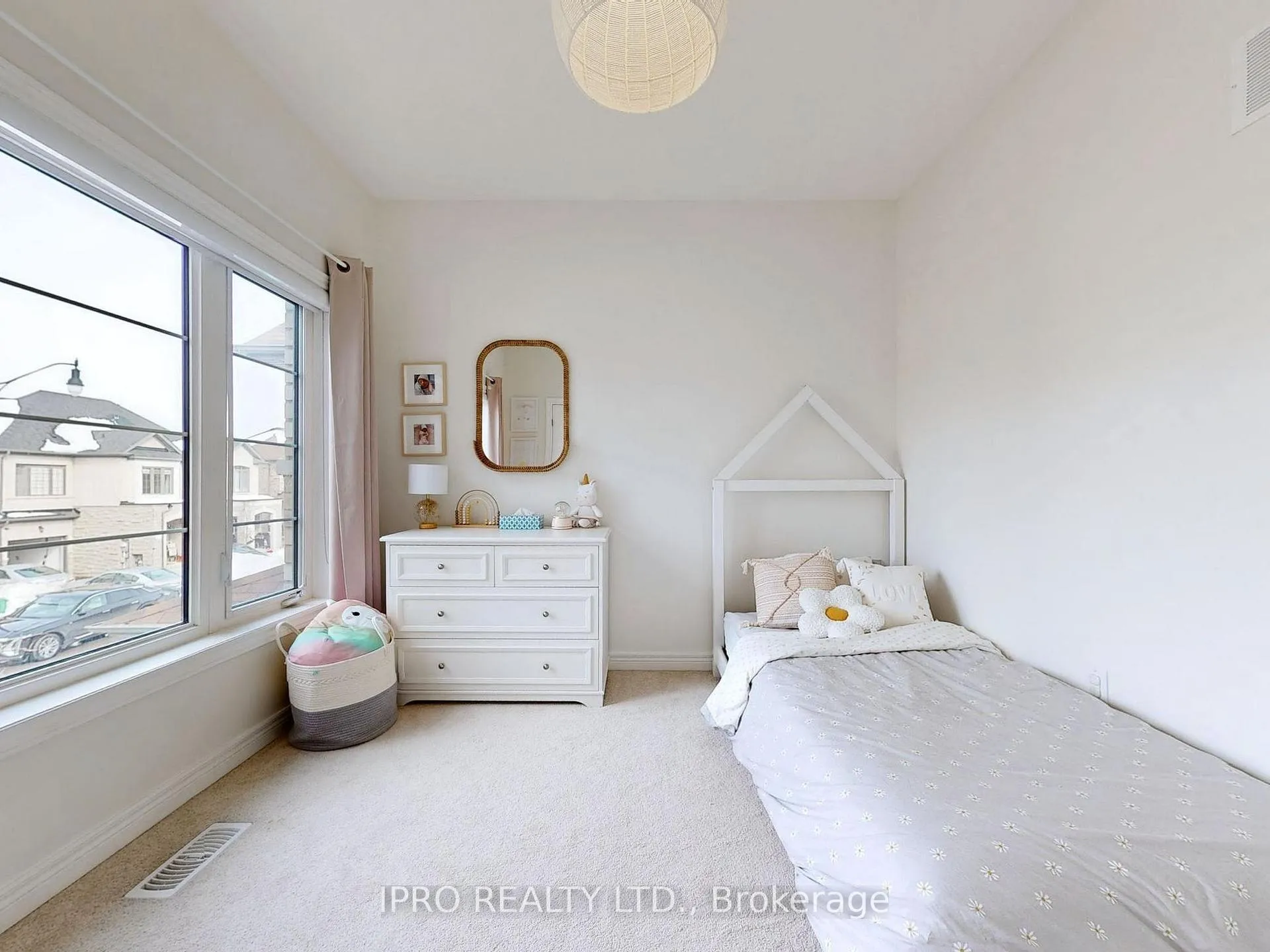 Photo 27 of 10 Adventura Road, Brampton, Northwest Brampton — HOMEH