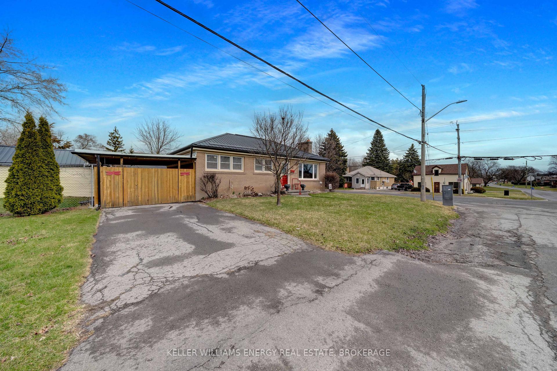 Photo 4 of 22 Craig Street, Belleville, Belleville Ward — HOMEH