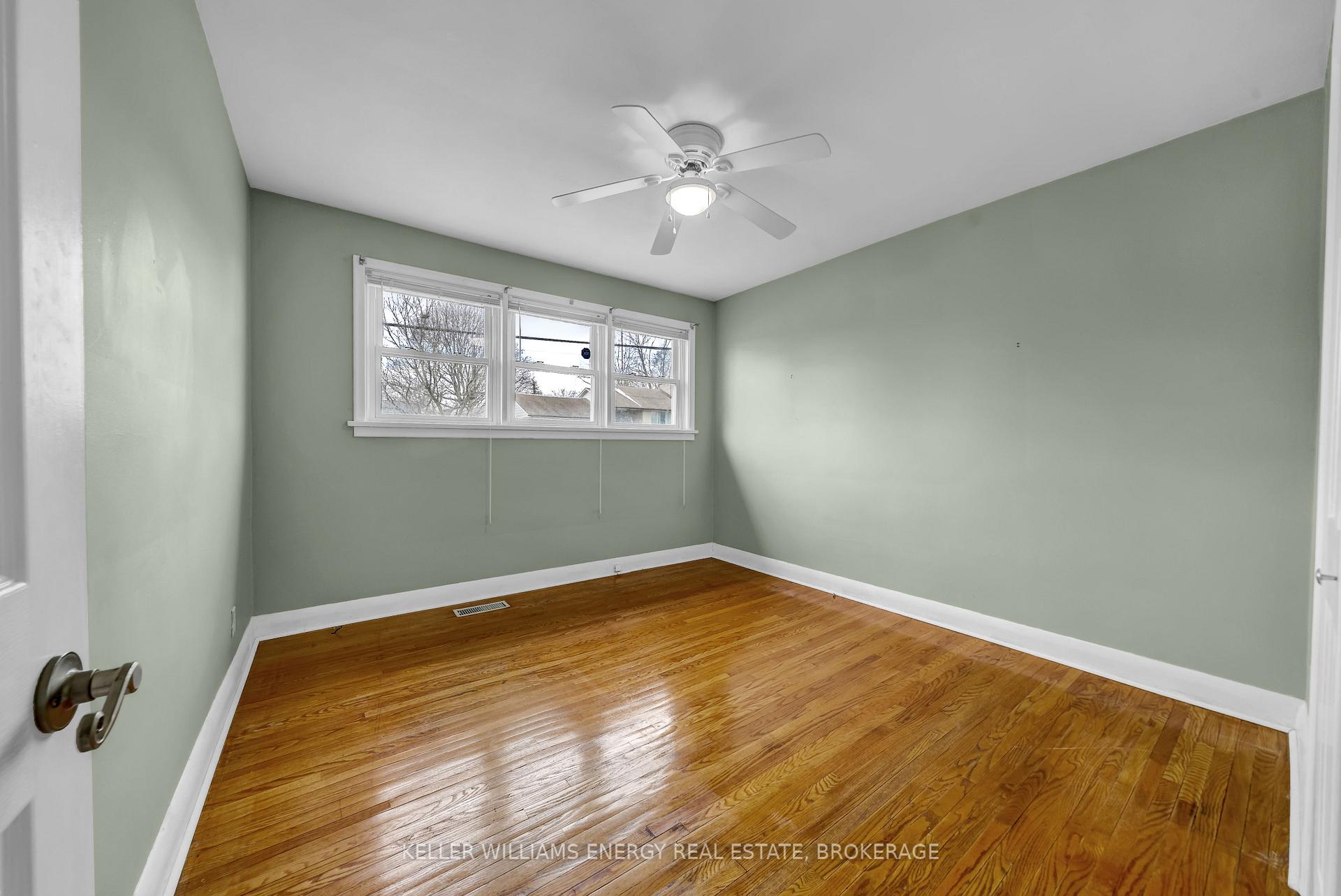 Photo 17 of 22 Craig Street, Belleville, Belleville Ward — HOMEH