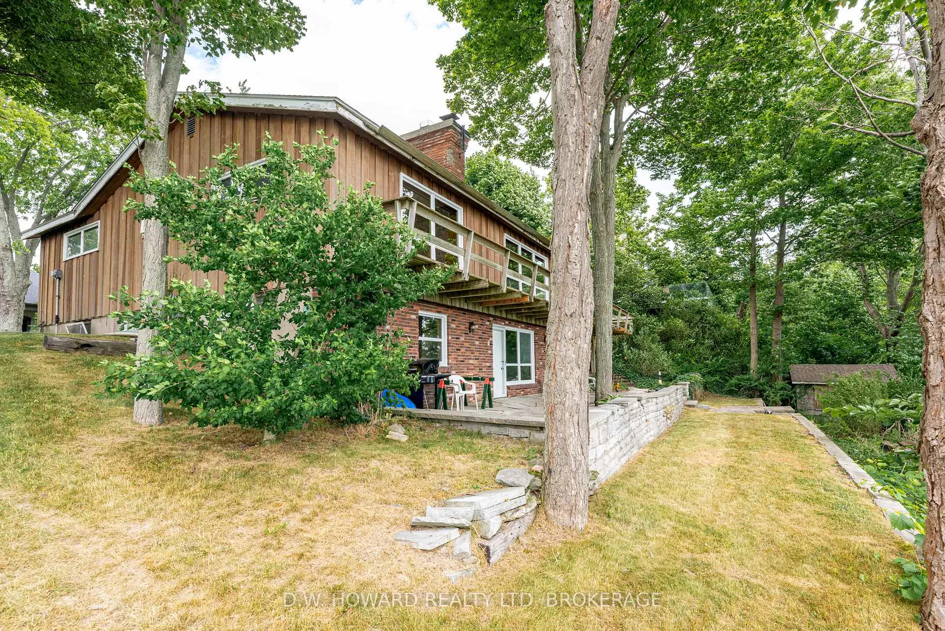 Photo 1 of 10121 Cedar Crest Road, Wainfleet, Lakeshore — HOMEH