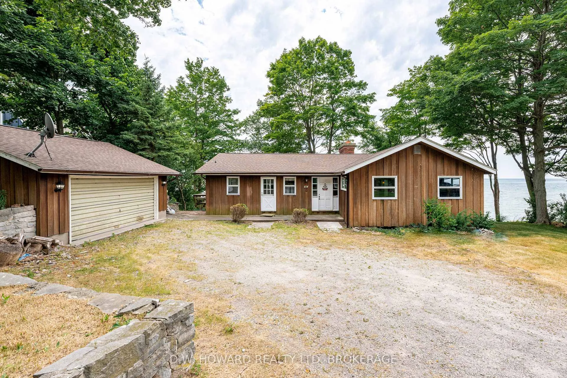 Photo 5 of 10121 Cedar Crest Road, Wainfleet, Lakeshore — HOMEH